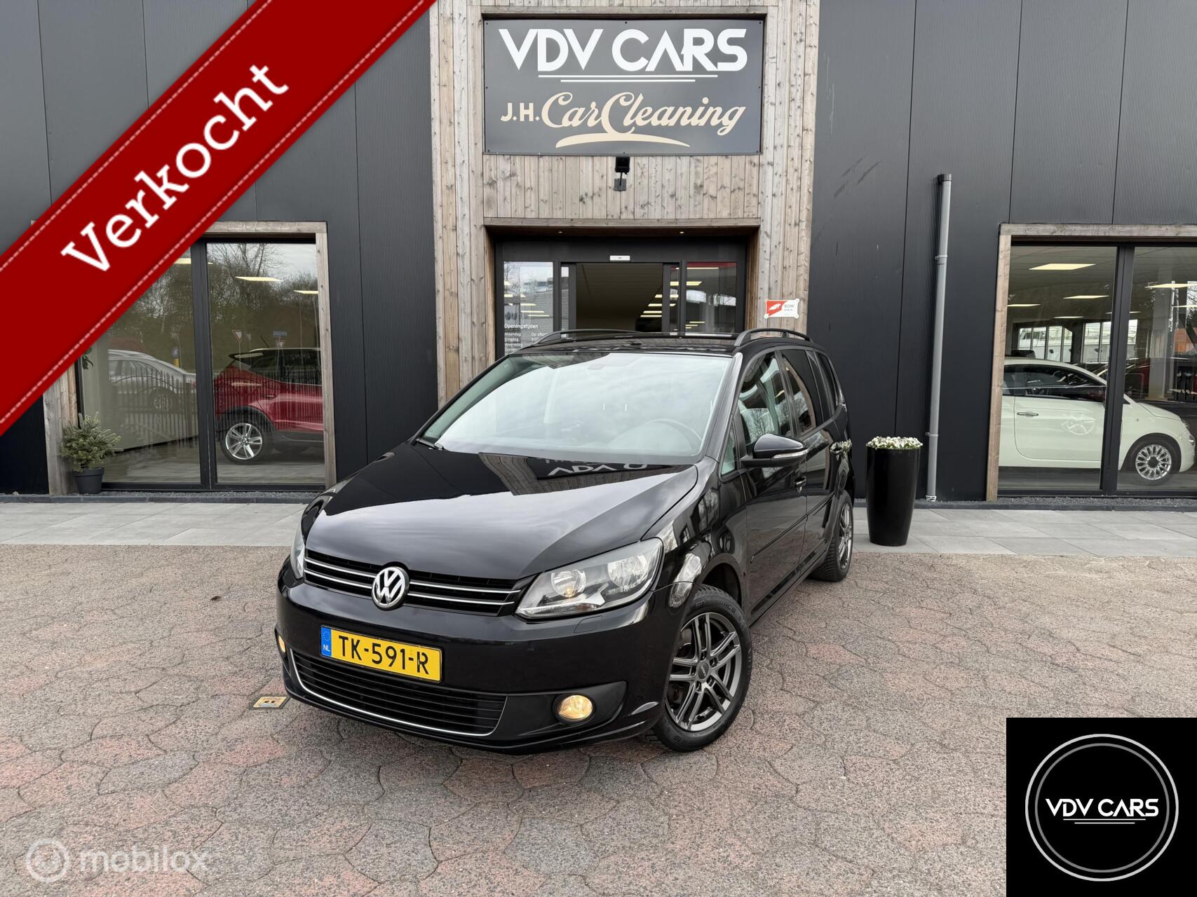 Volkswagen Touran 1.2TSI Highline 7p. Clima | Cruise | PDC! 2011 - voorkant