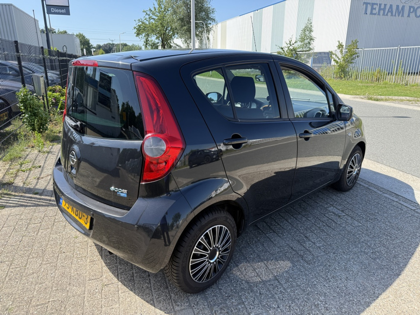 Foto van Opel Agila