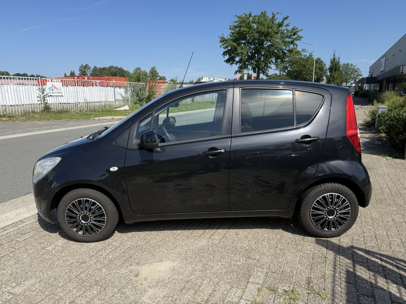 Foto van Opel Agila
