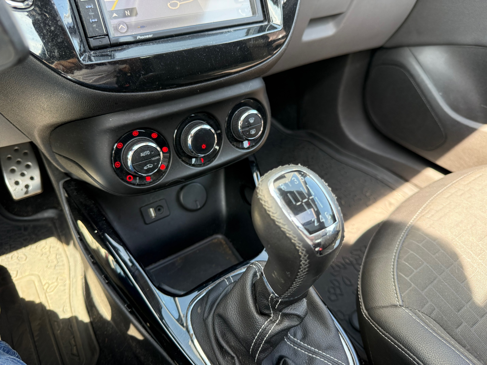 Foto van Opel Corsa-e