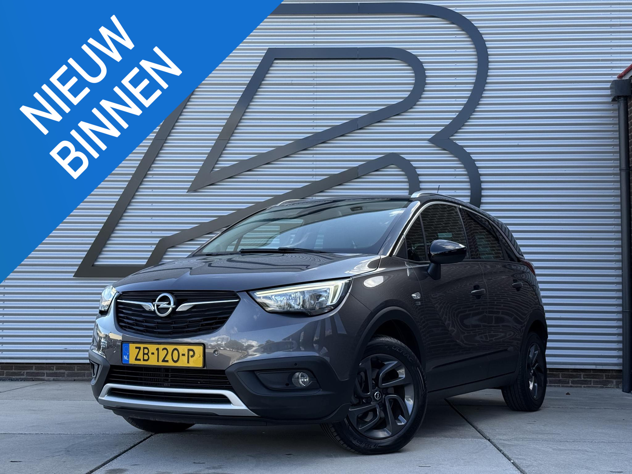Opel Crossland X 1.2 Turbo 120 Jaar Edition 2019 - voorkant