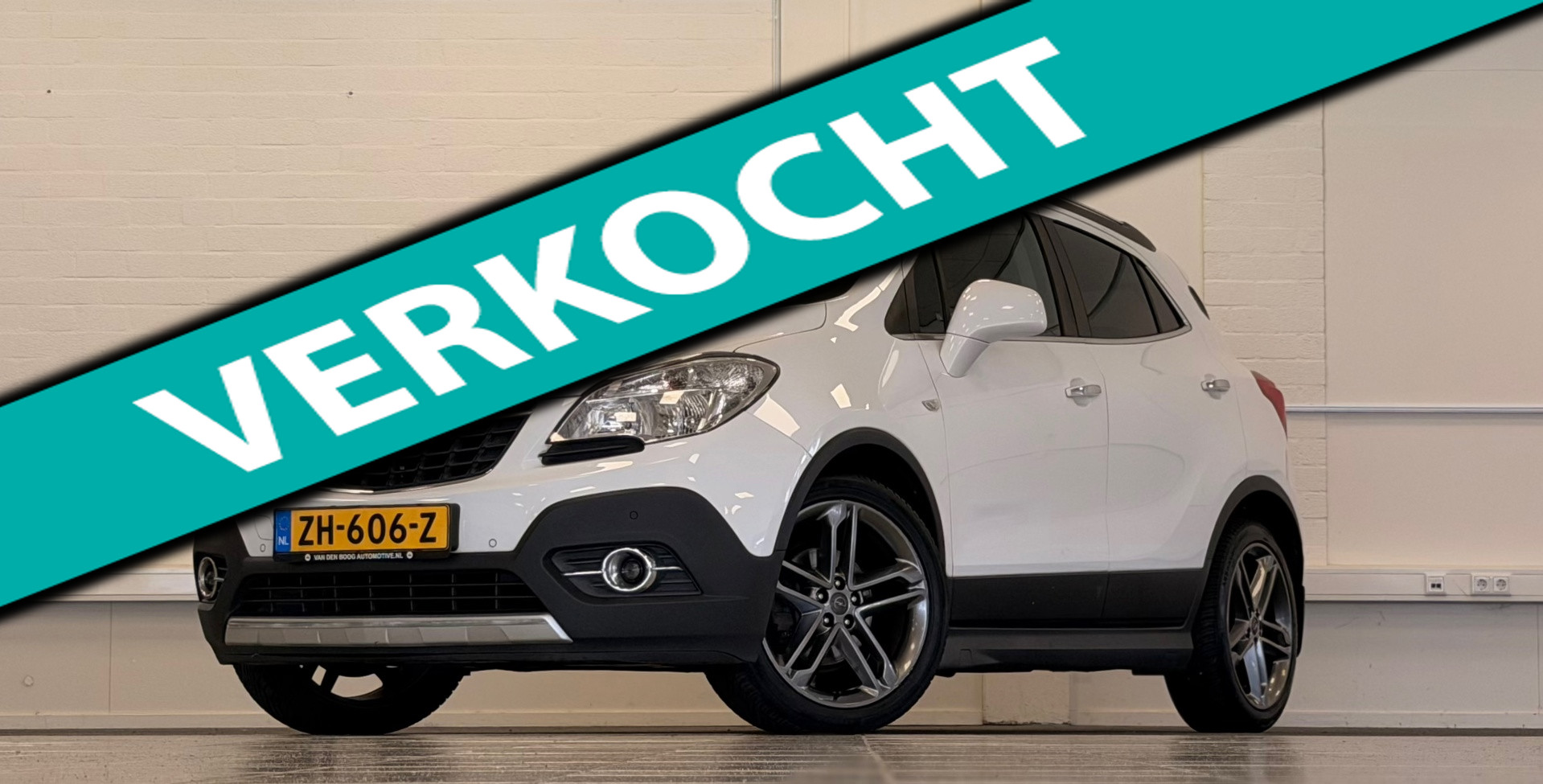 Opel Mokka 1.6i Selection Leer Trekhaak Navigatie Allseason banden Mooi! 2014 - voorkant