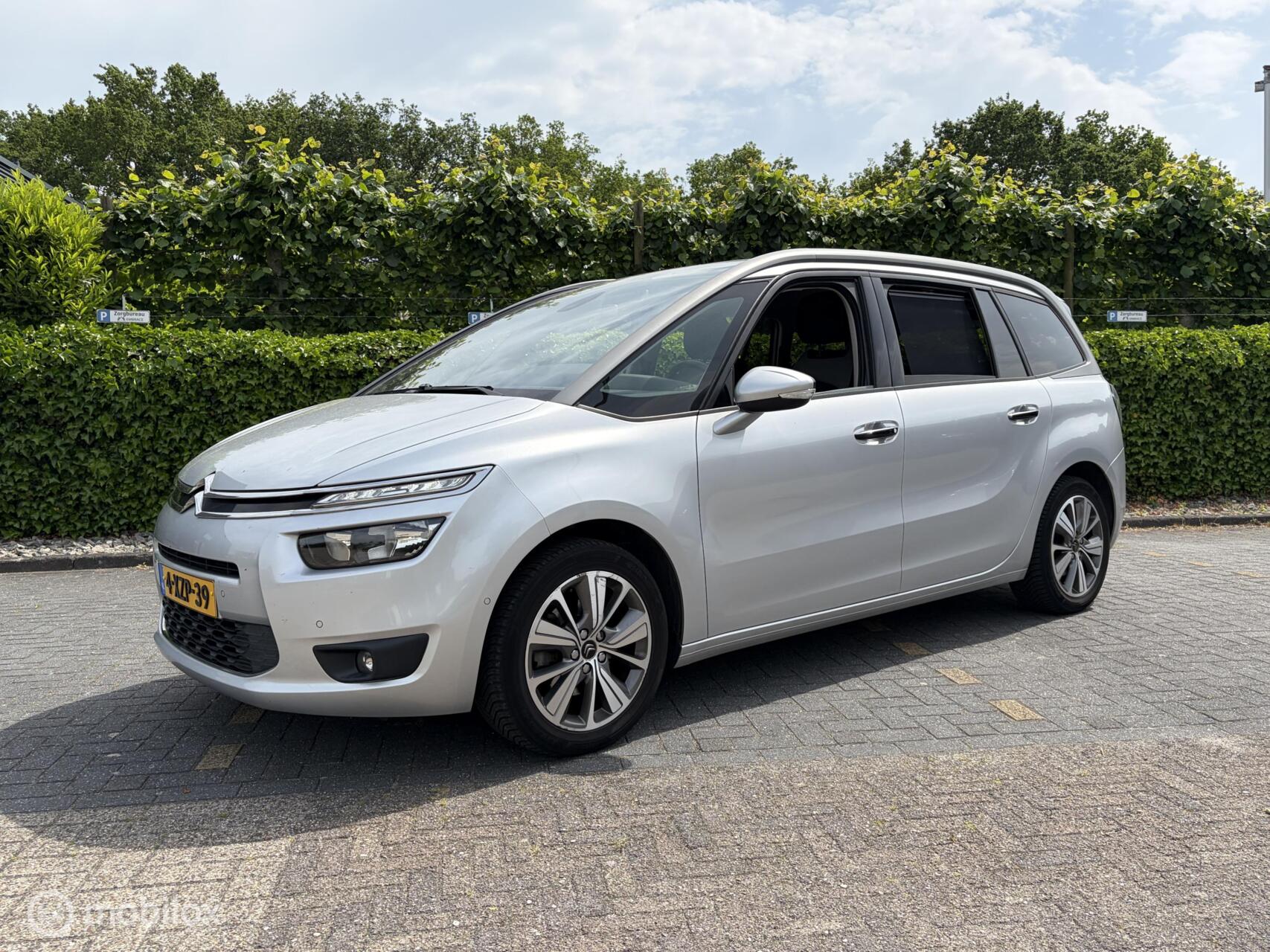 Citroen C4 Picasso 1.6 THP Intensive 7 PERSOONS / NAVI / CLIMA / LED / TREKHAAK 2014 - voorkant