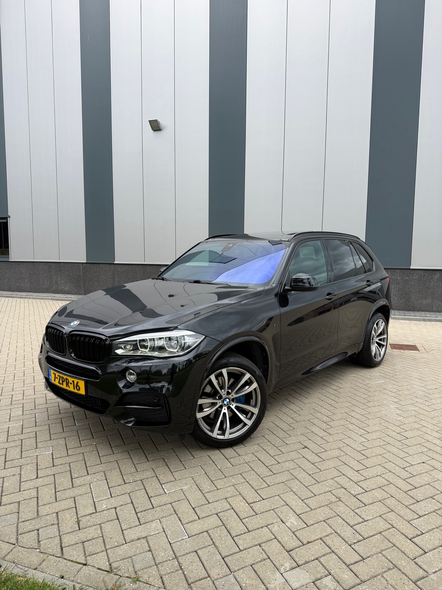 Foto van BMW X5 Xdrive35i