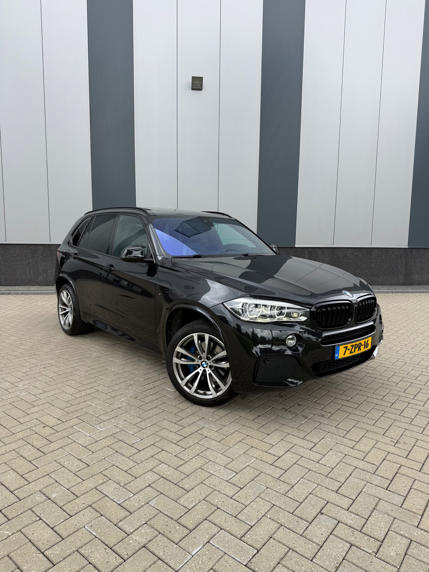 Foto van BMW X5 Xdrive35i