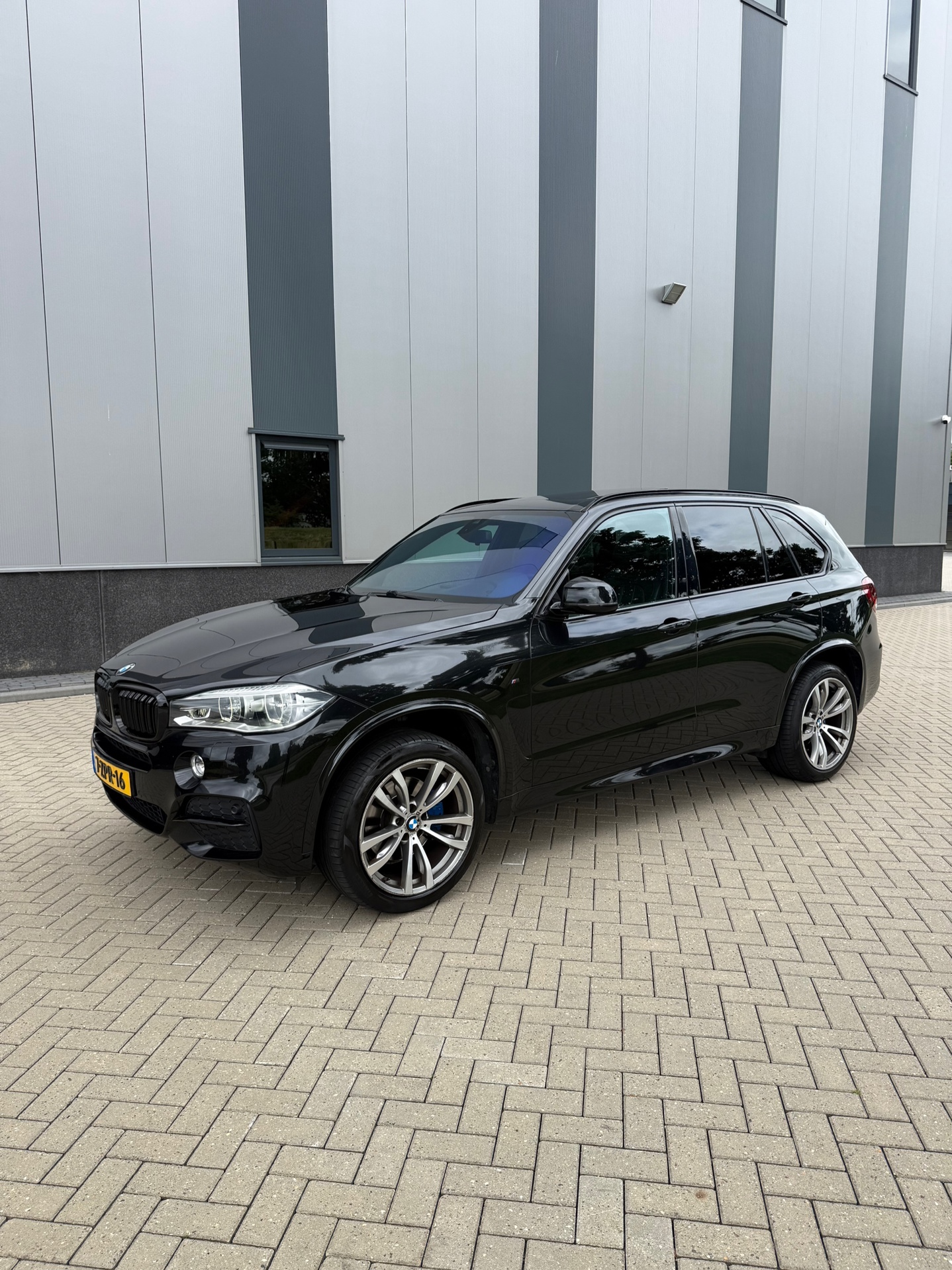 Foto van BMW X5 Xdrive35i