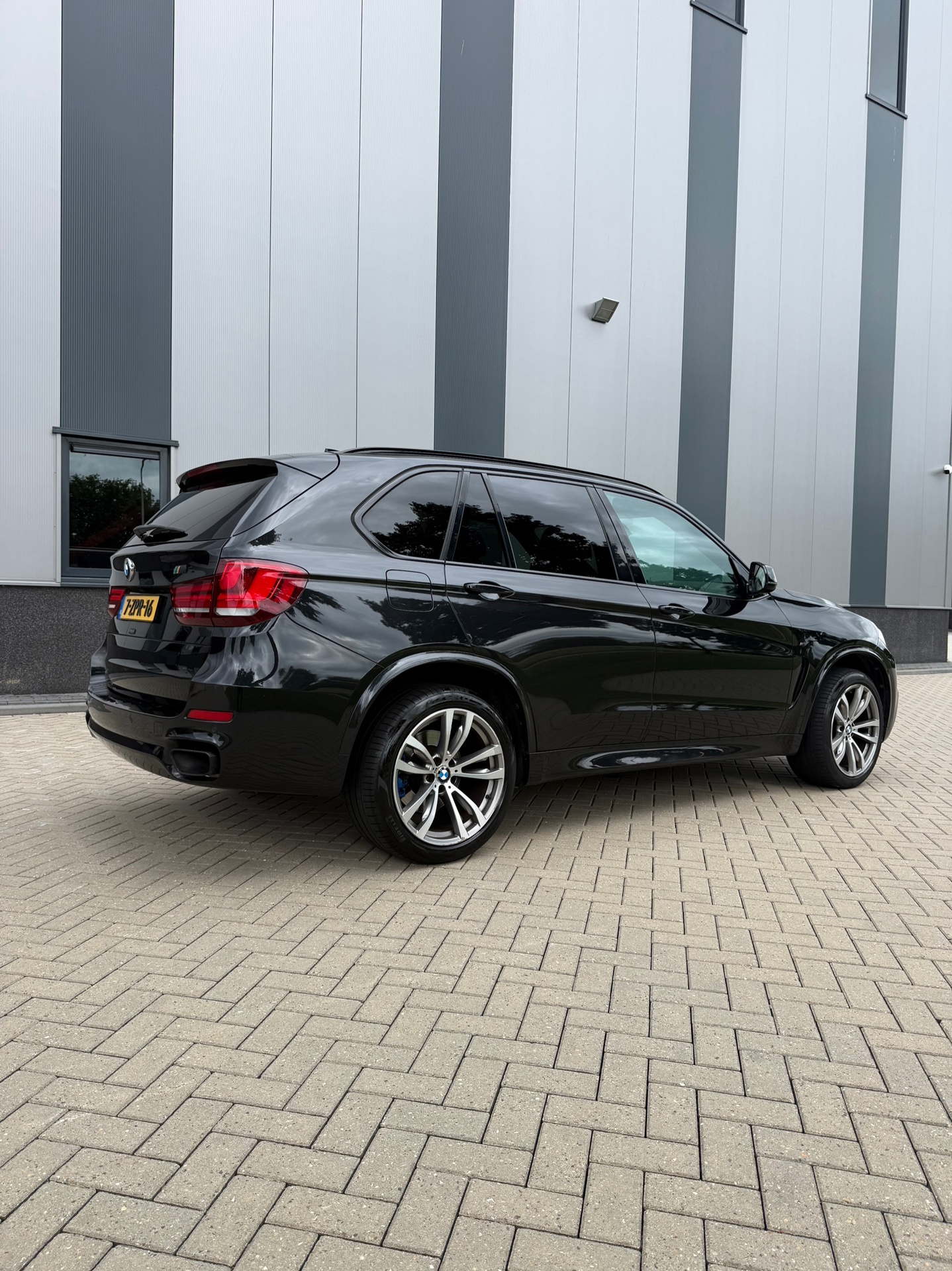 Foto van BMW X5 Xdrive35i