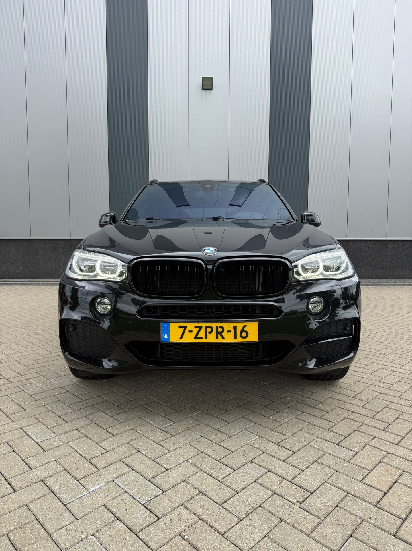 Foto van BMW X5 Xdrive35i