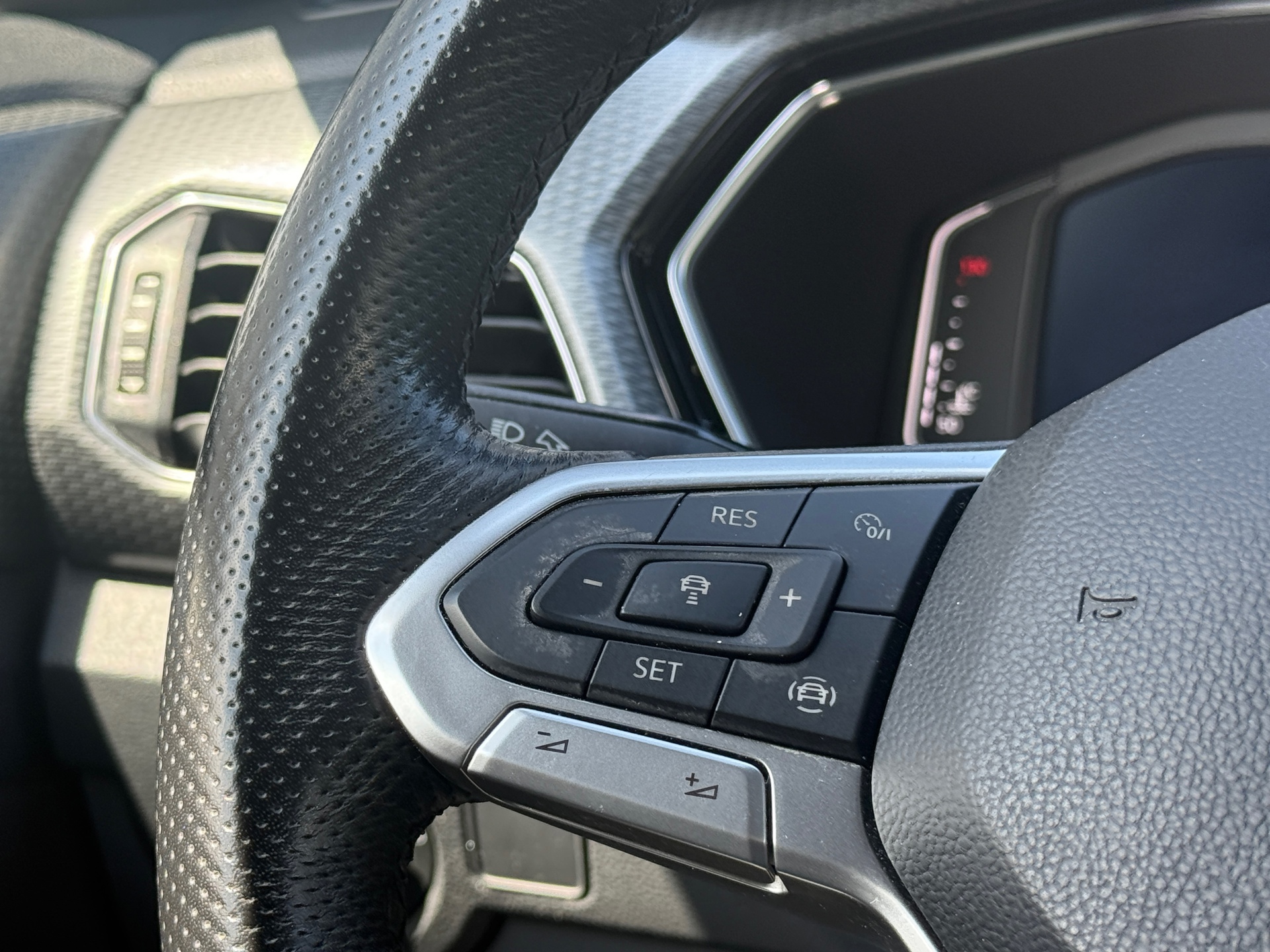 Foto van Volkswagen T-cross