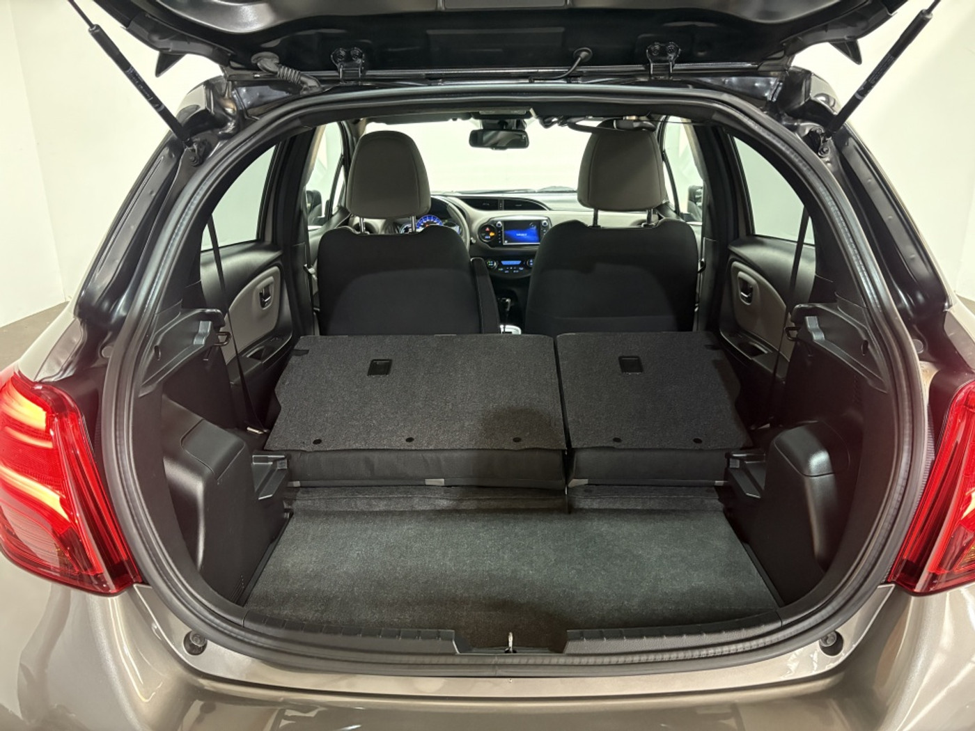 Foto van Toyota Toyota Yaris Hybrid