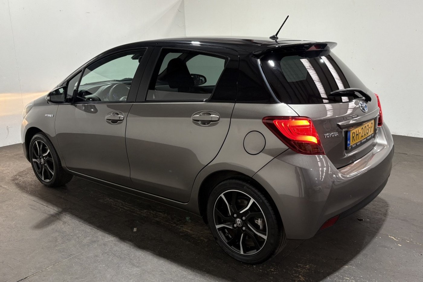 Foto van Toyota Toyota Yaris Hybrid