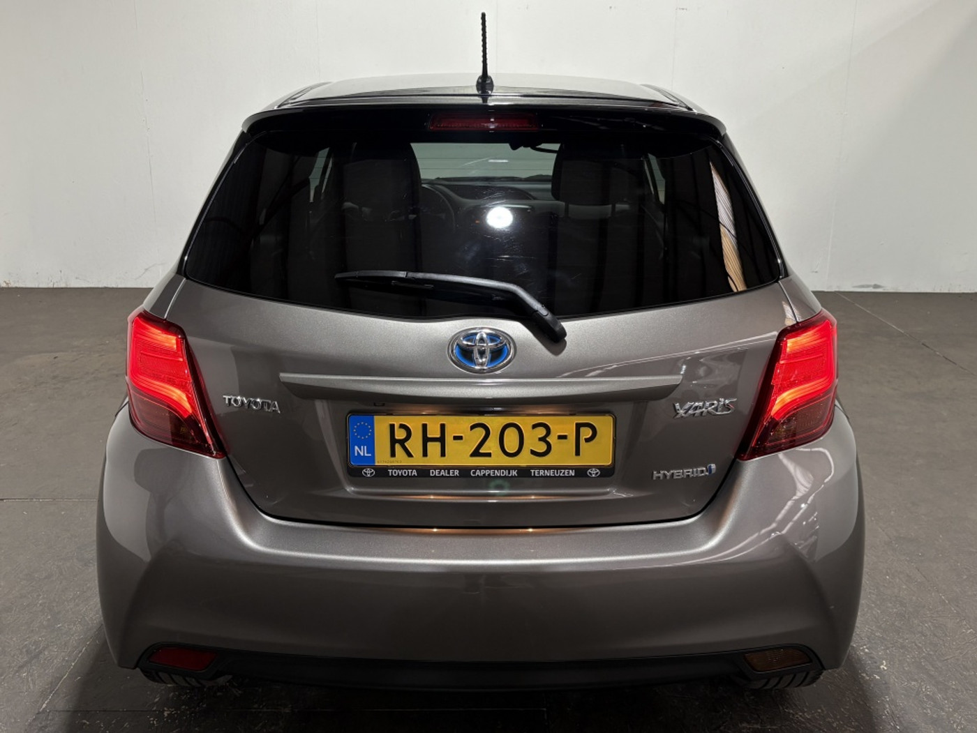 Foto van Toyota Toyota Yaris Hybrid