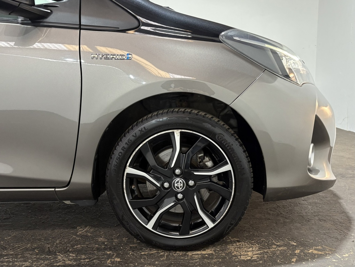 Foto van Toyota Toyota Yaris Hybrid