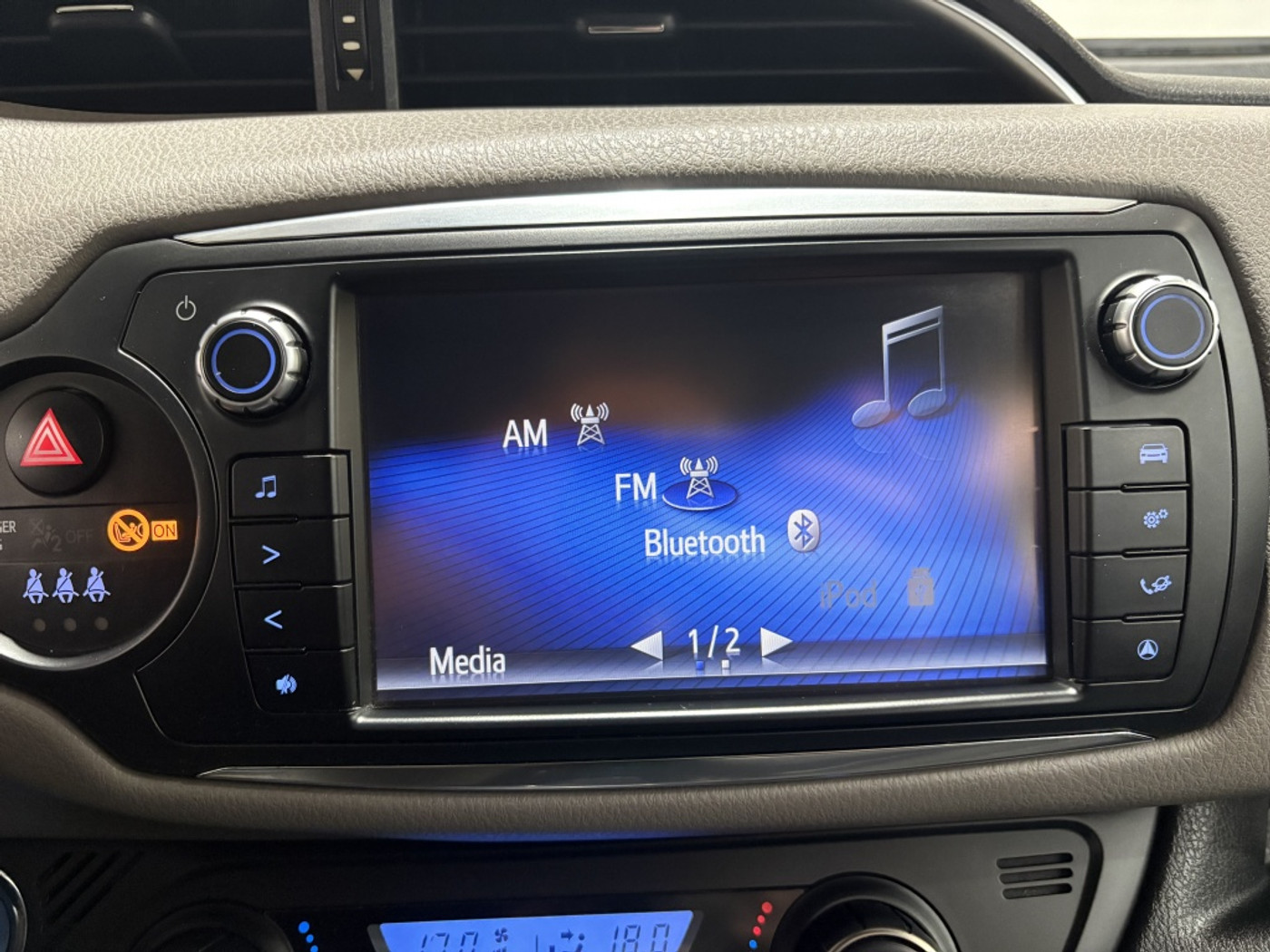 Foto van Toyota Toyota Yaris Hybrid