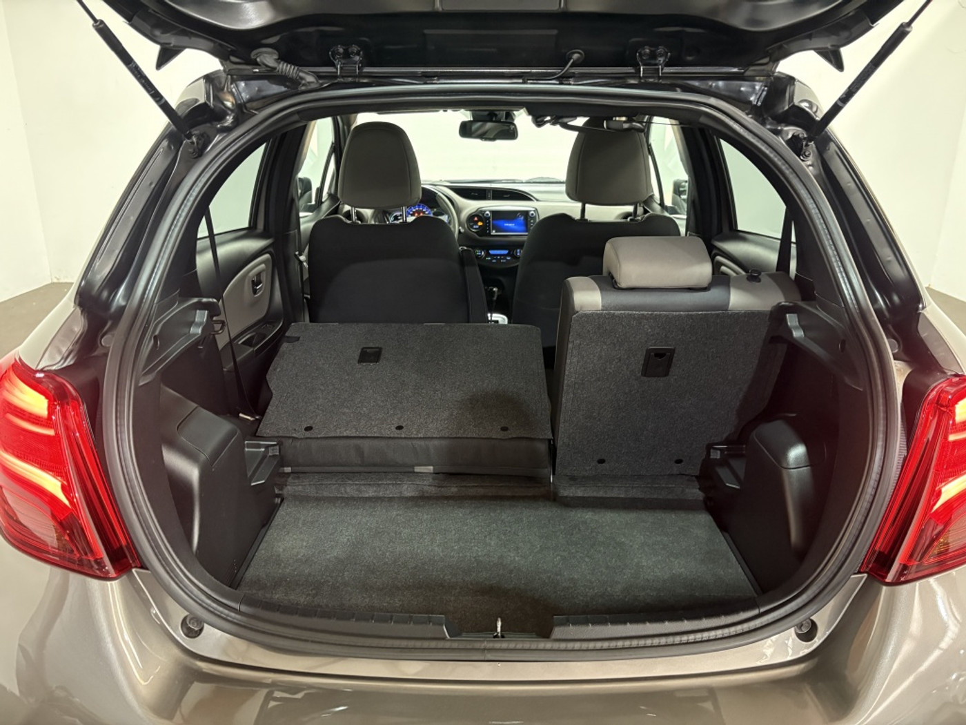 Foto van Toyota Toyota Yaris Hybrid