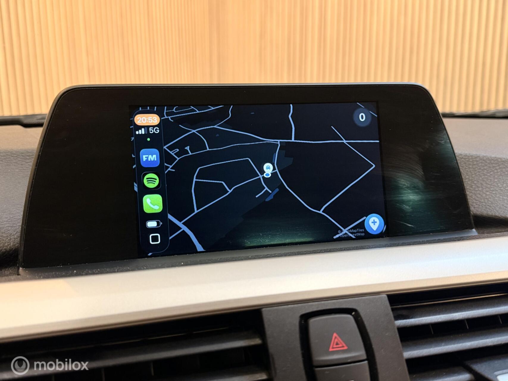Foto van BMW 320i Ed
