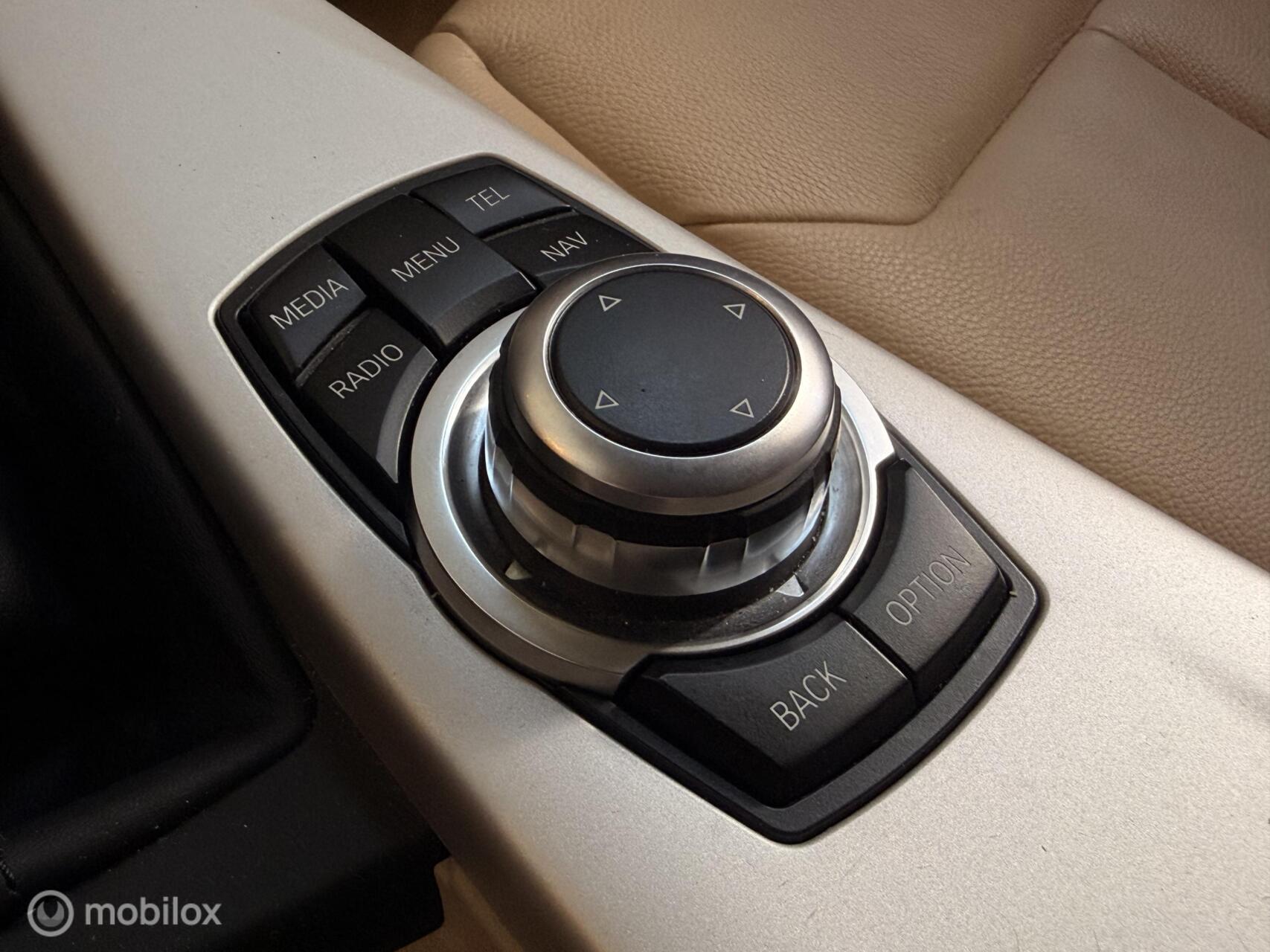Foto van BMW 320i Ed