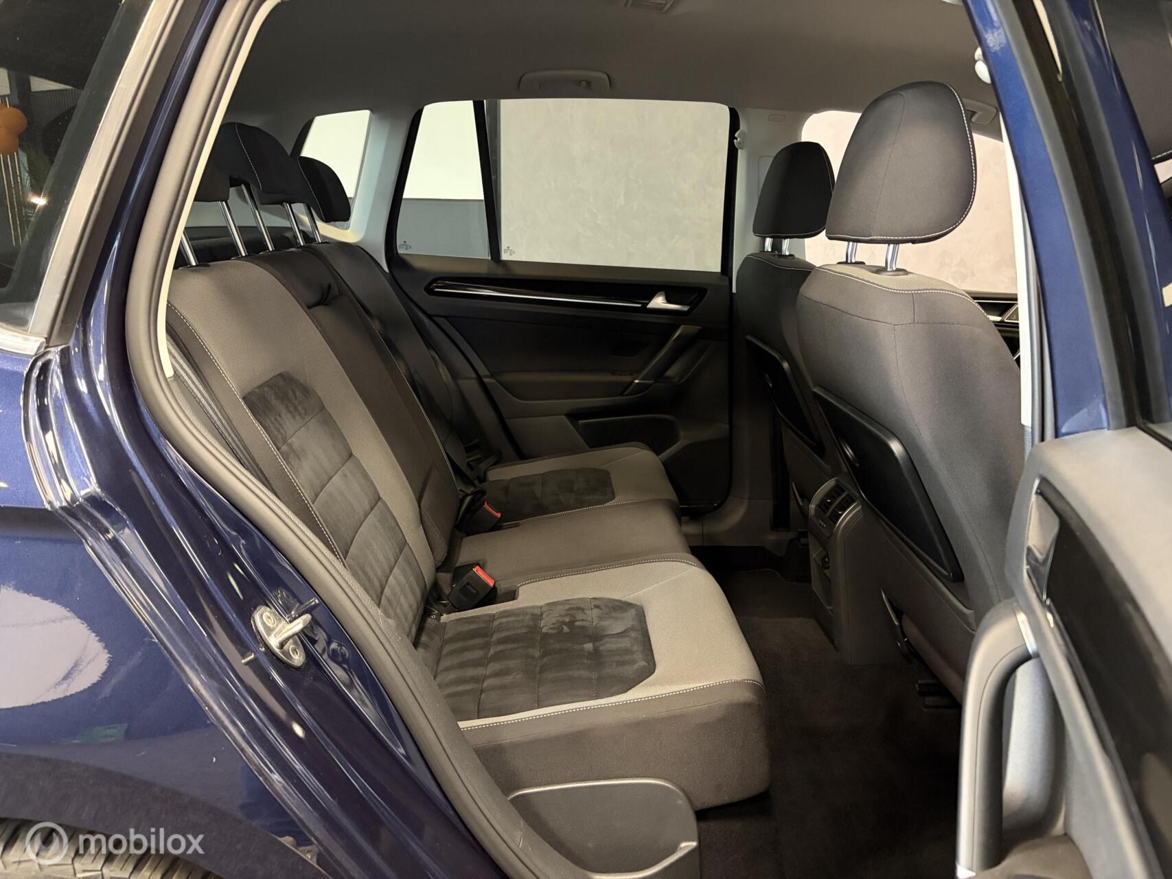 Foto van Volkswagen Golf Sportsvan