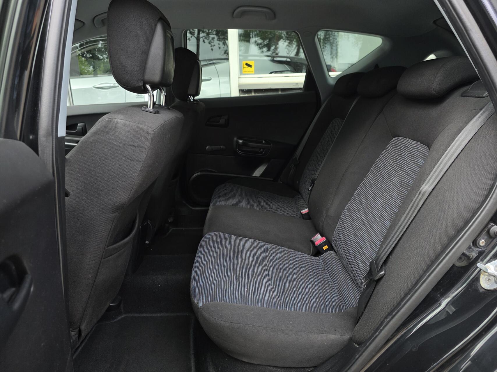Foto van Kia Cee D