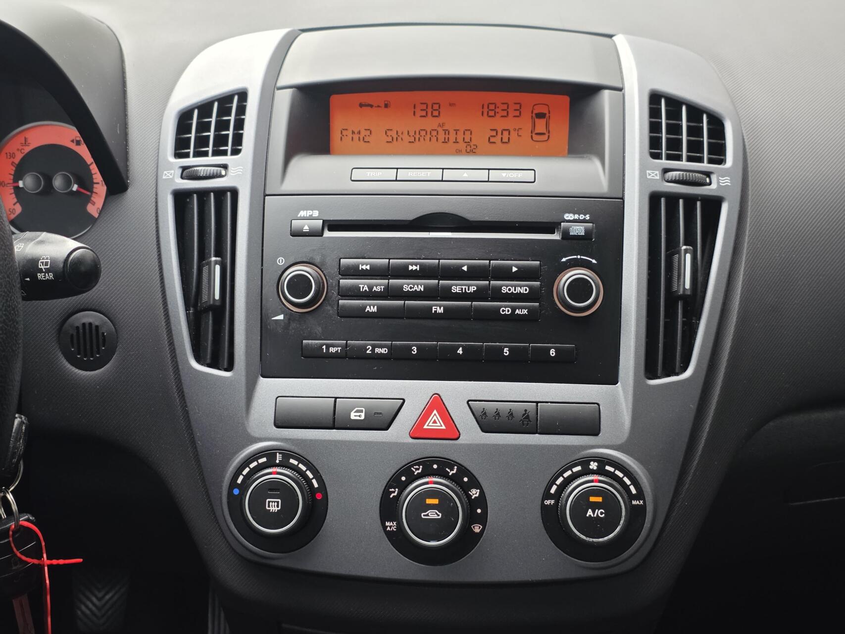 Foto van Kia Cee D