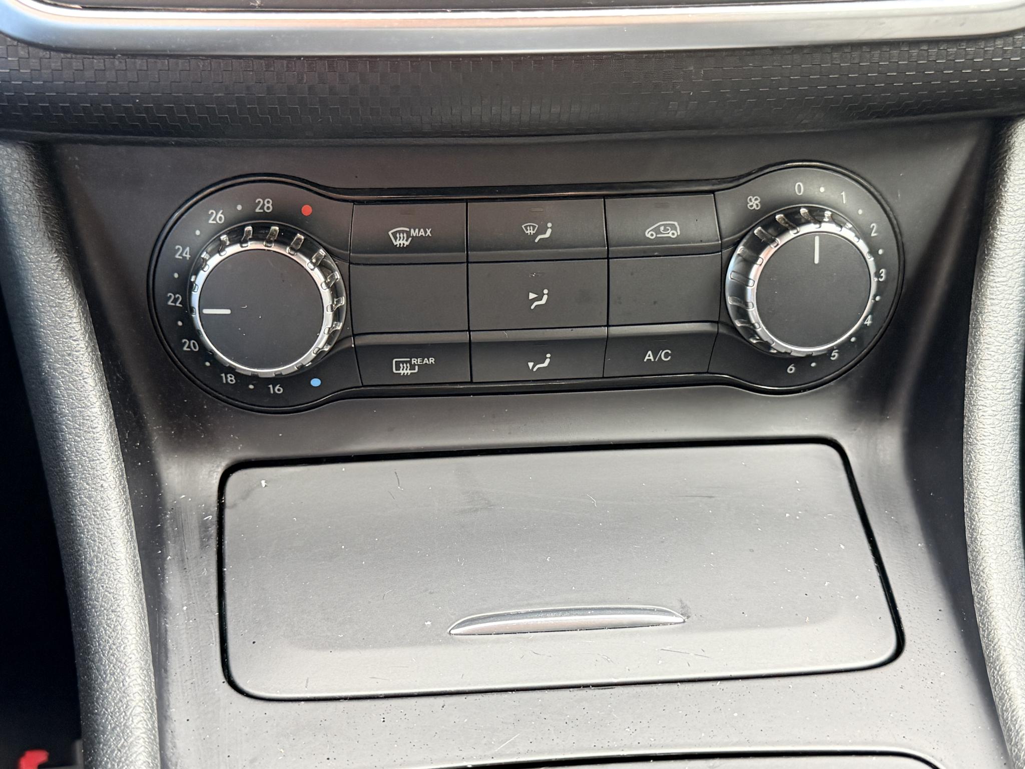 Foto van Mercedes-Benz A 180