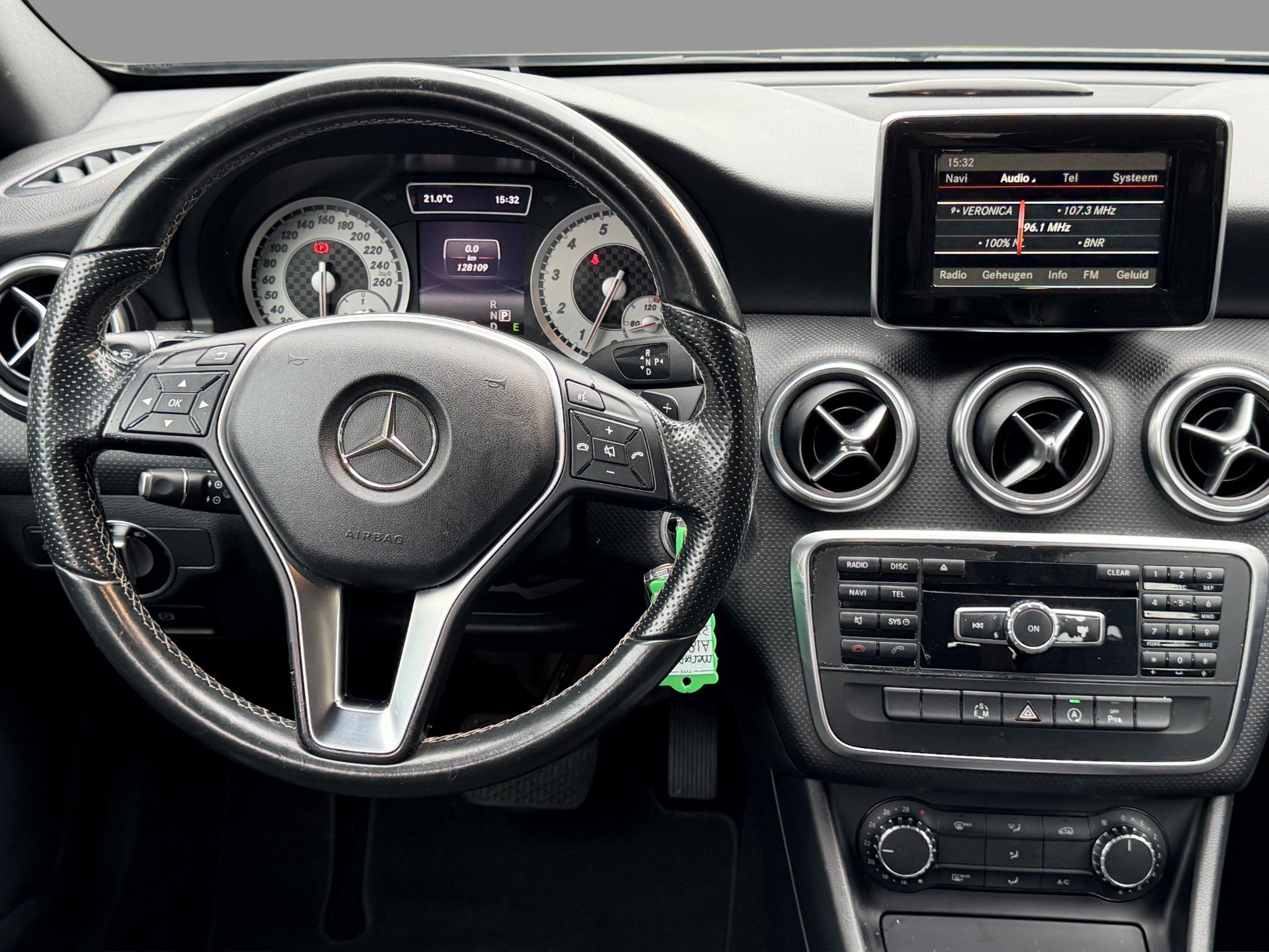 Foto van Mercedes-Benz A 180
