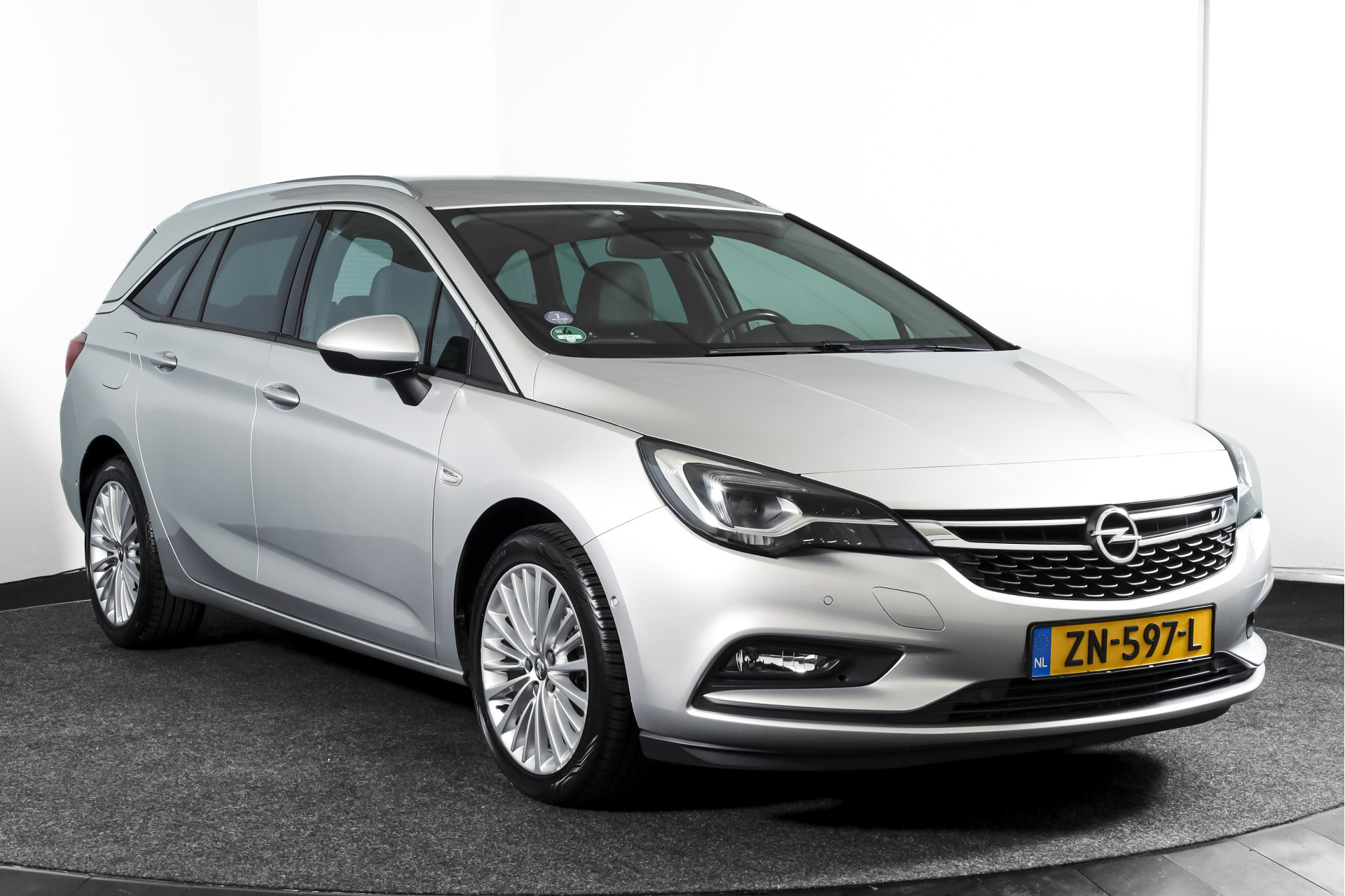 Foto van Opel Astra Sports Tourer