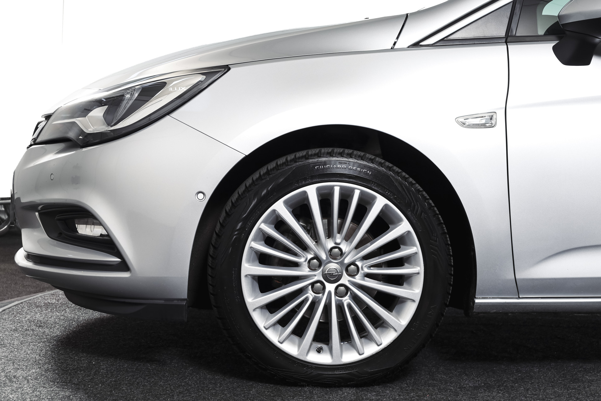 Foto van Opel Astra Sports Tourer