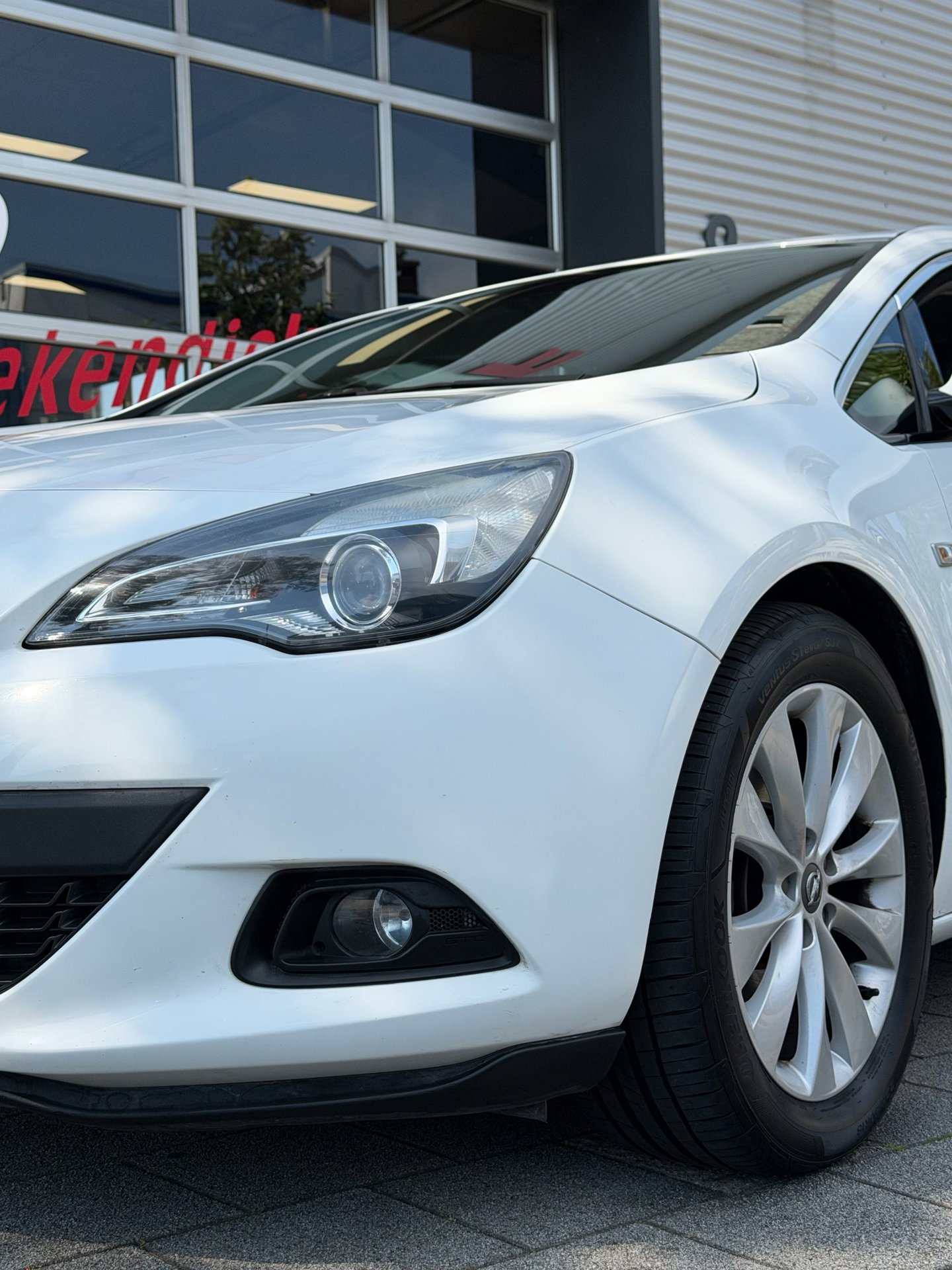 Foto van Opel Astra GTC
