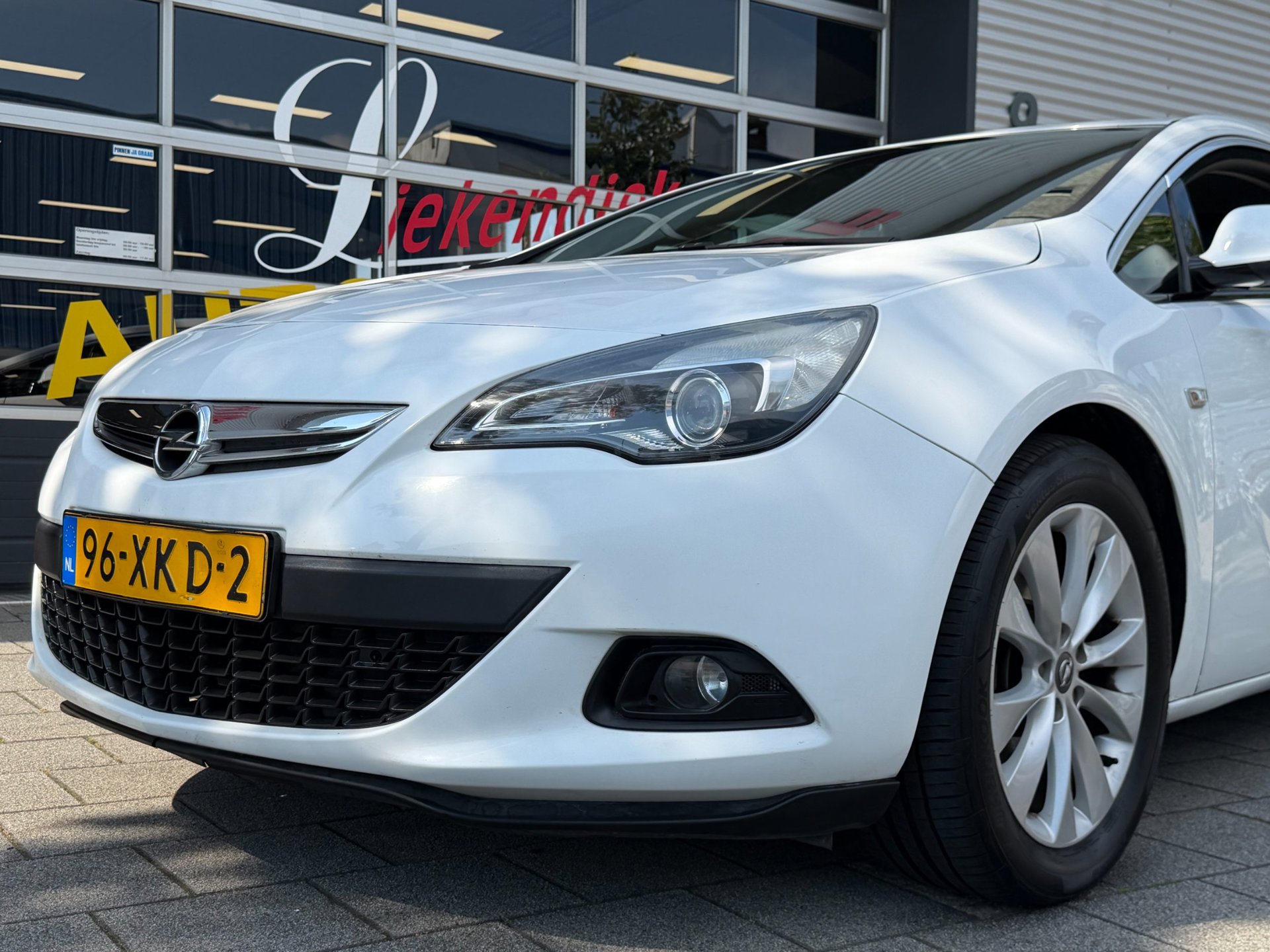 Foto van Opel Astra GTC