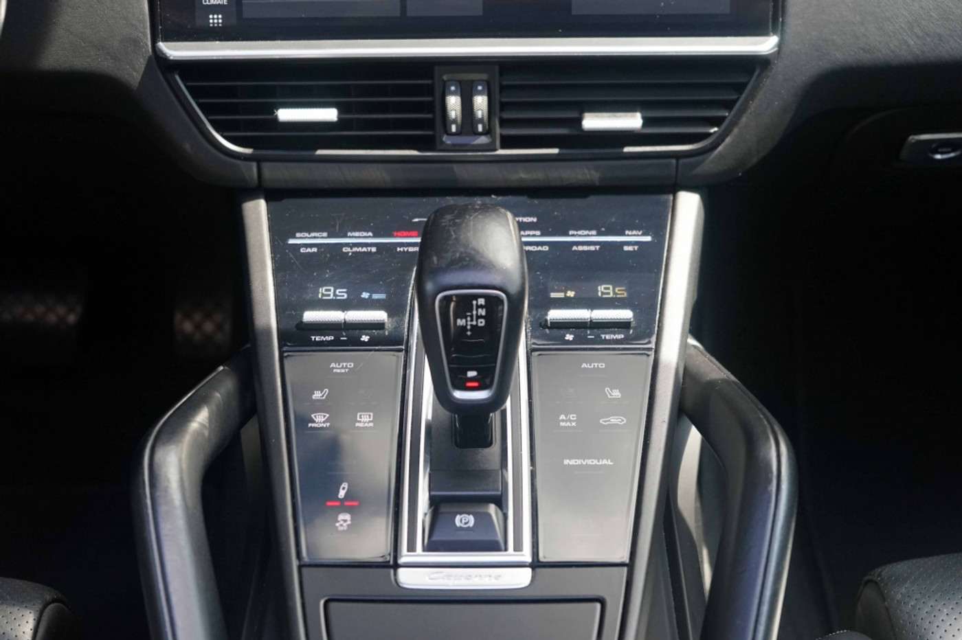 Foto van Porsche Cayenne E-hybrid