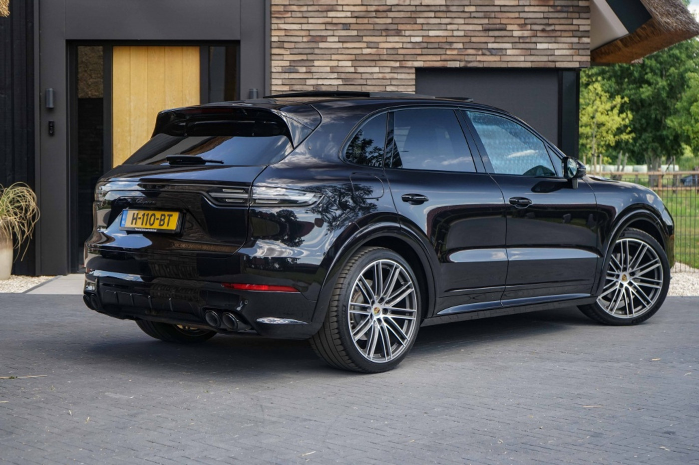 Foto van Porsche Cayenne E-hybrid