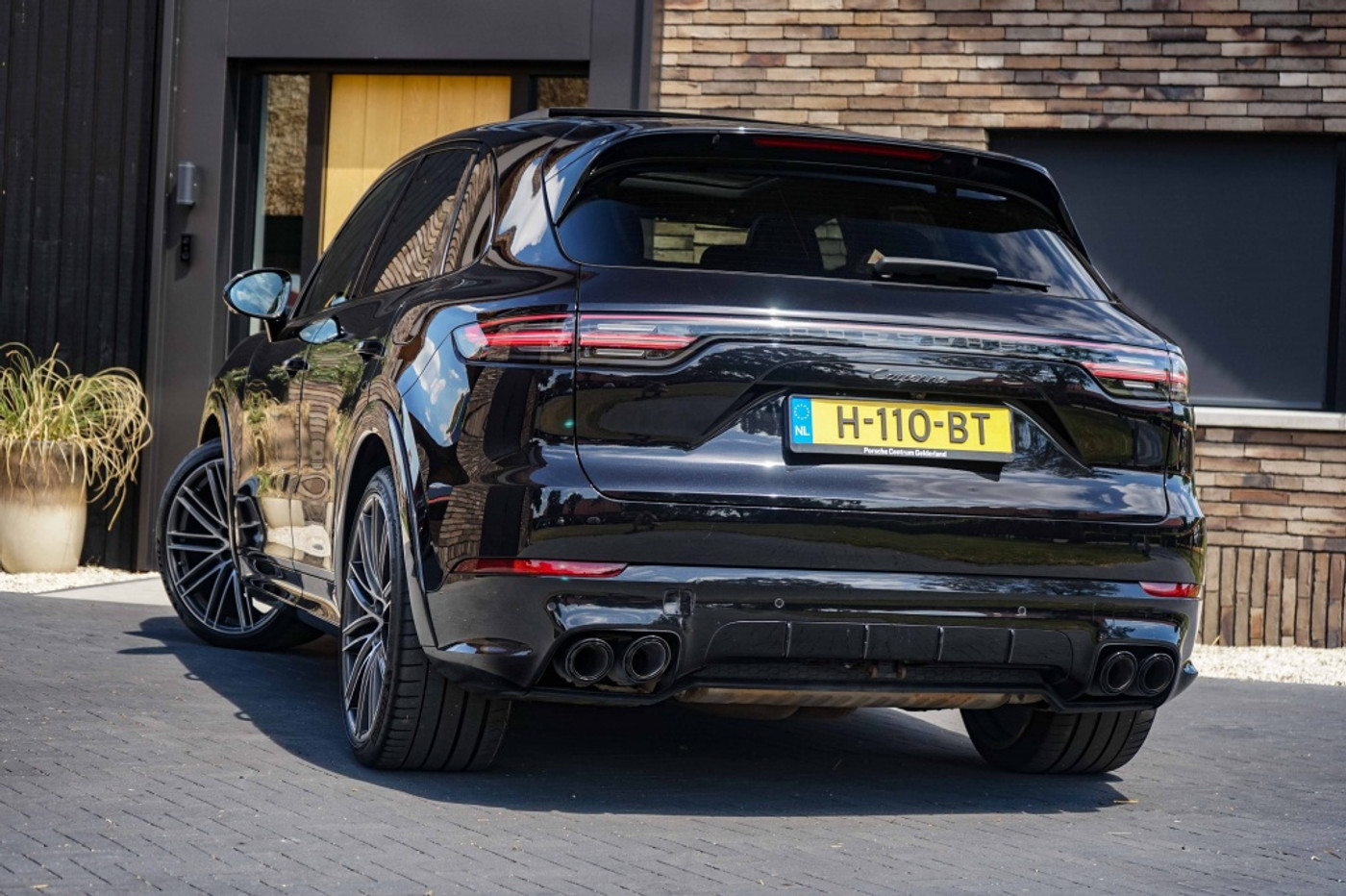 Foto van Porsche Cayenne E-hybrid