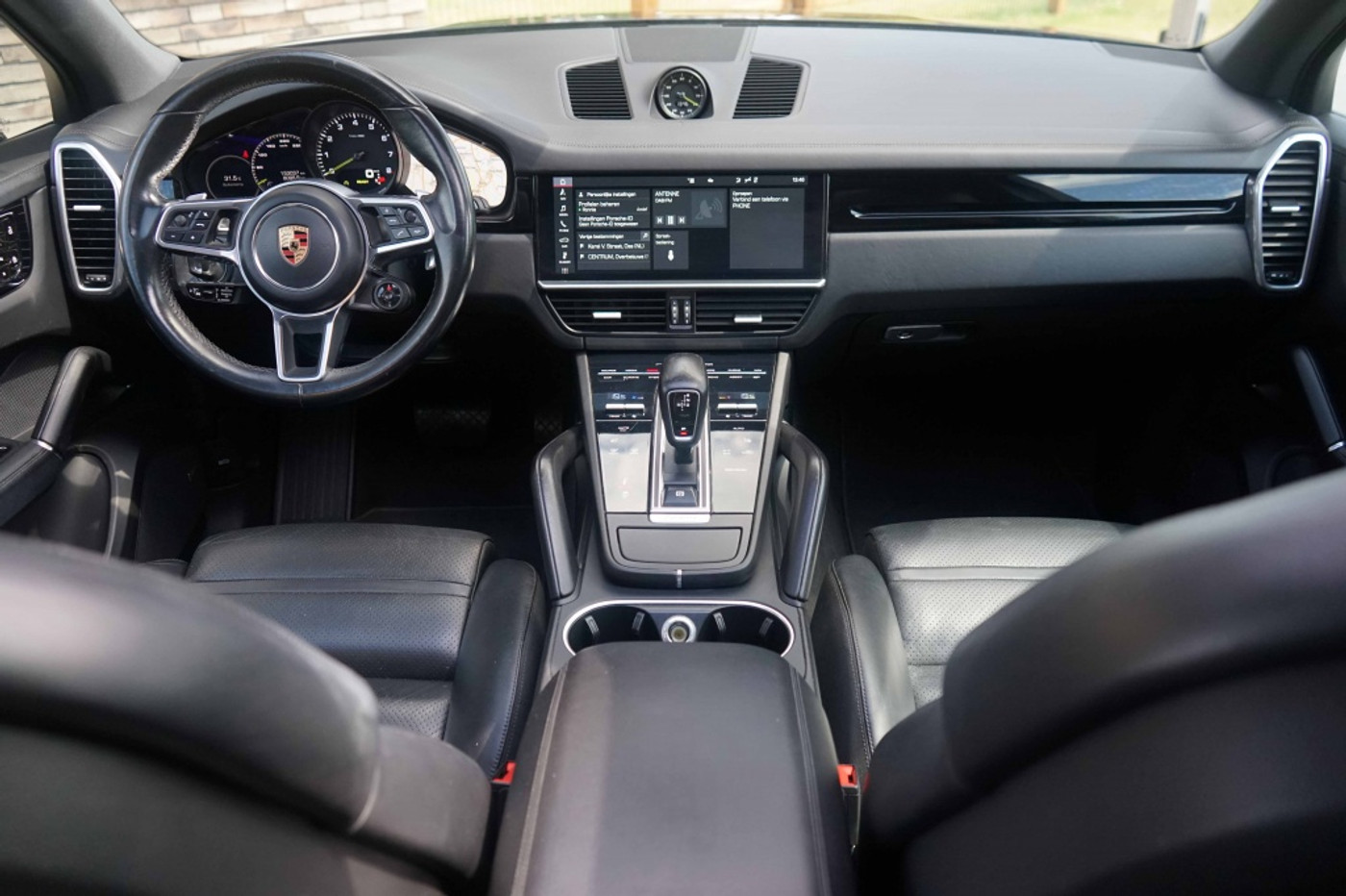 Foto van Porsche Cayenne E-hybrid