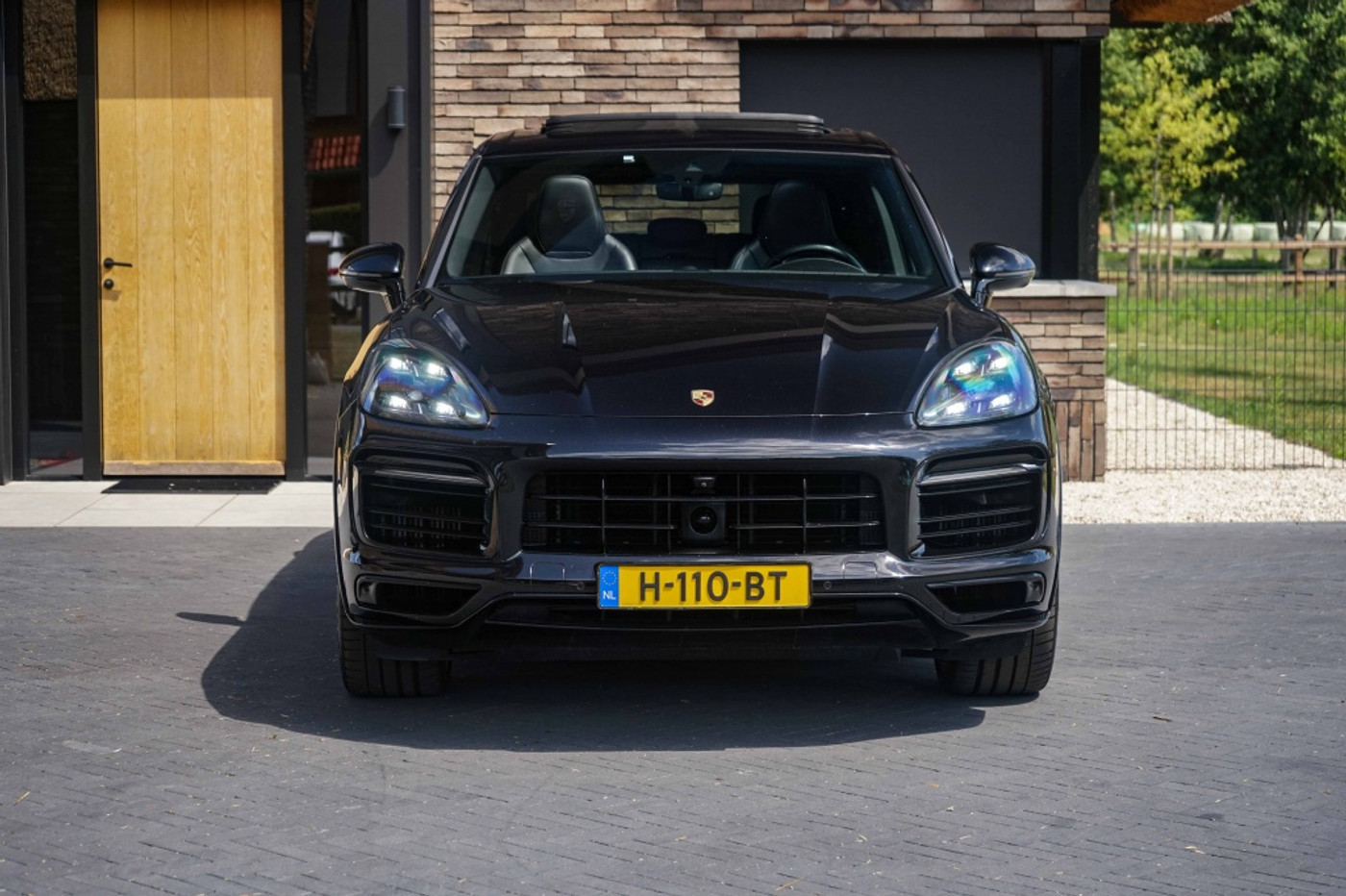 Foto van Porsche Cayenne E-hybrid