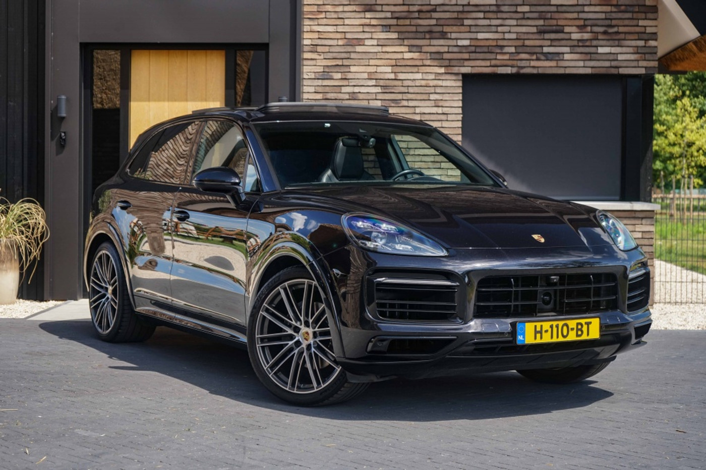 Foto van Porsche Cayenne E-hybrid