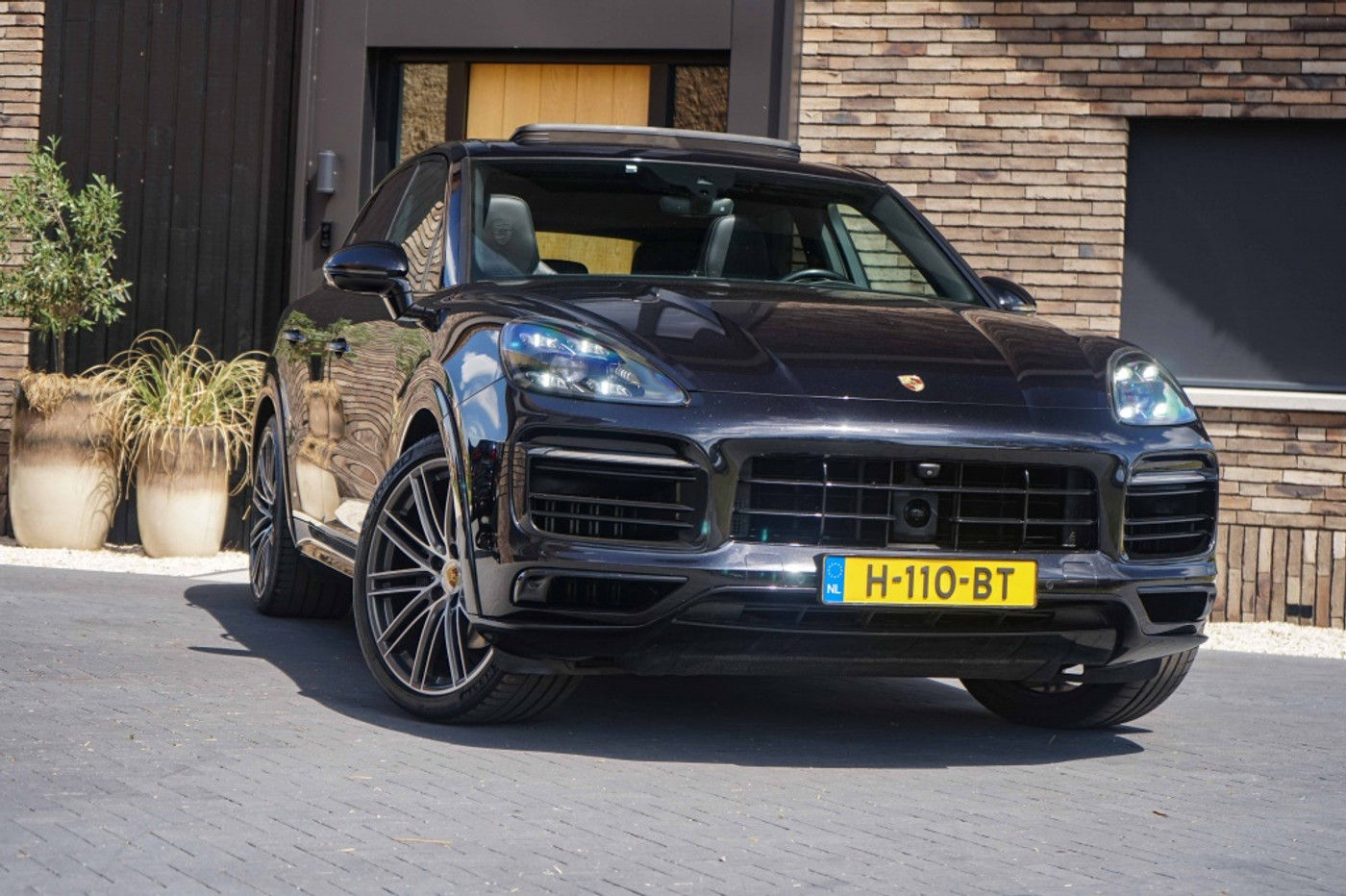 Foto van Porsche Cayenne E-hybrid