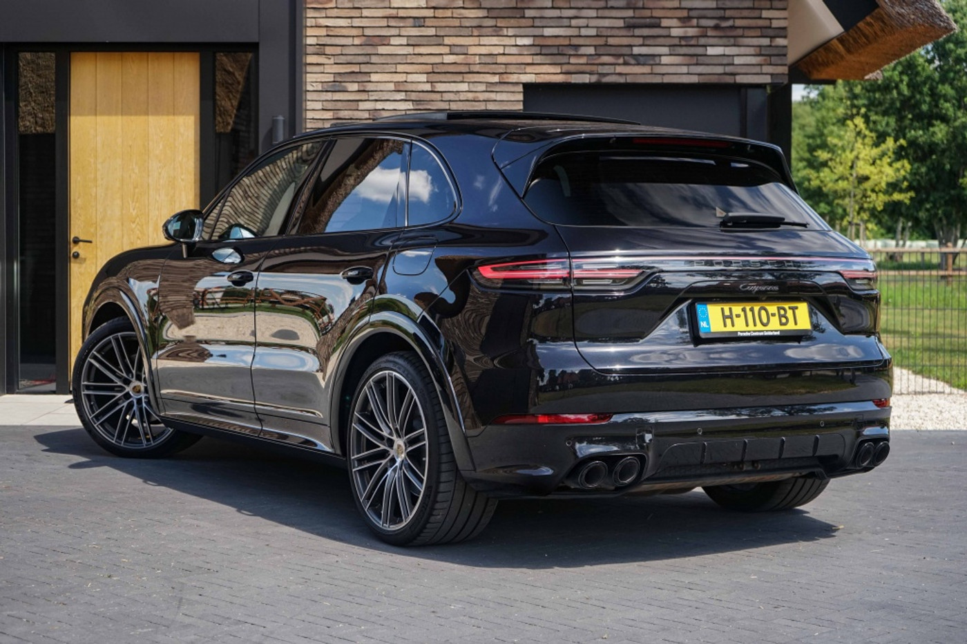 Foto van Porsche Cayenne E-hybrid