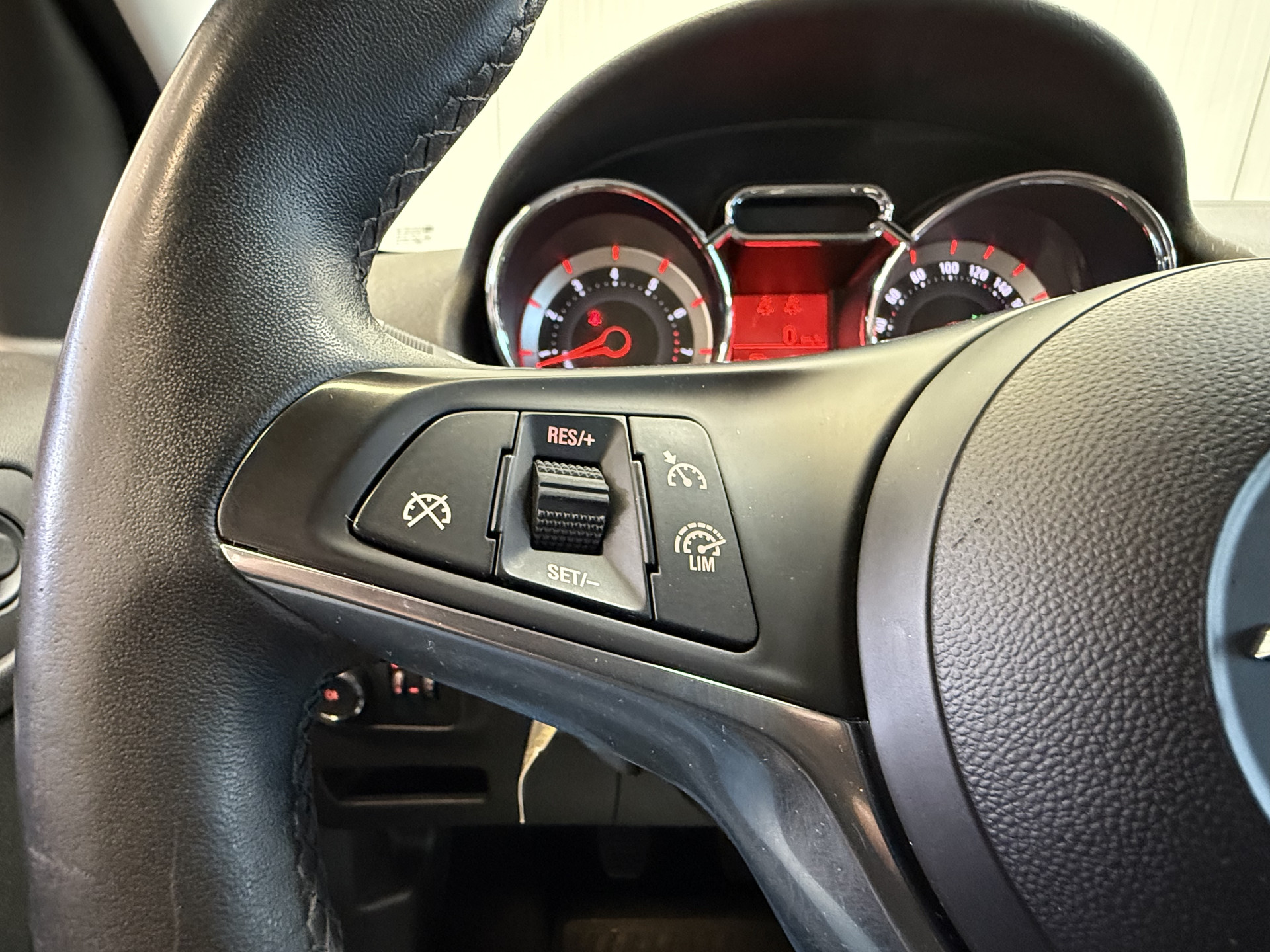 Foto van Opel Adam