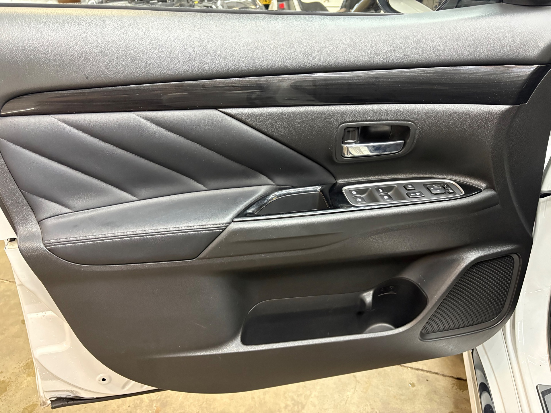 Foto van Mitsubishi Mitsubishi Outlander