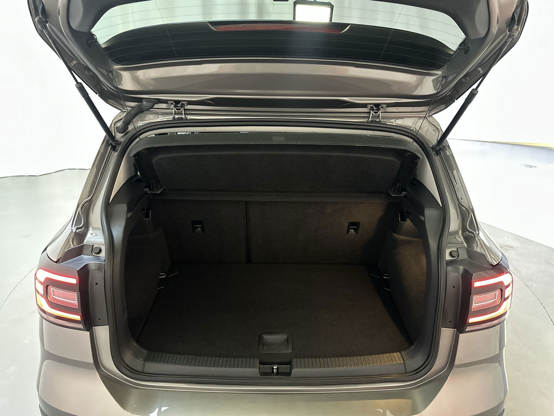 Foto van Volkswagen T-cross