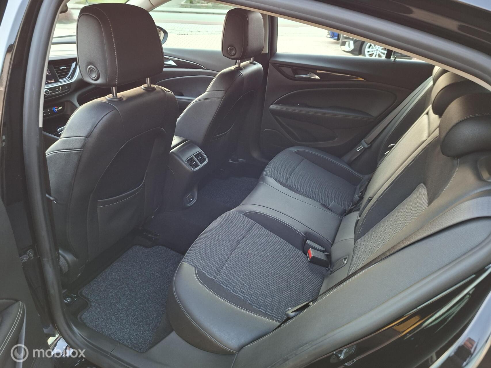 Foto van Opel Insignia Grand Sport