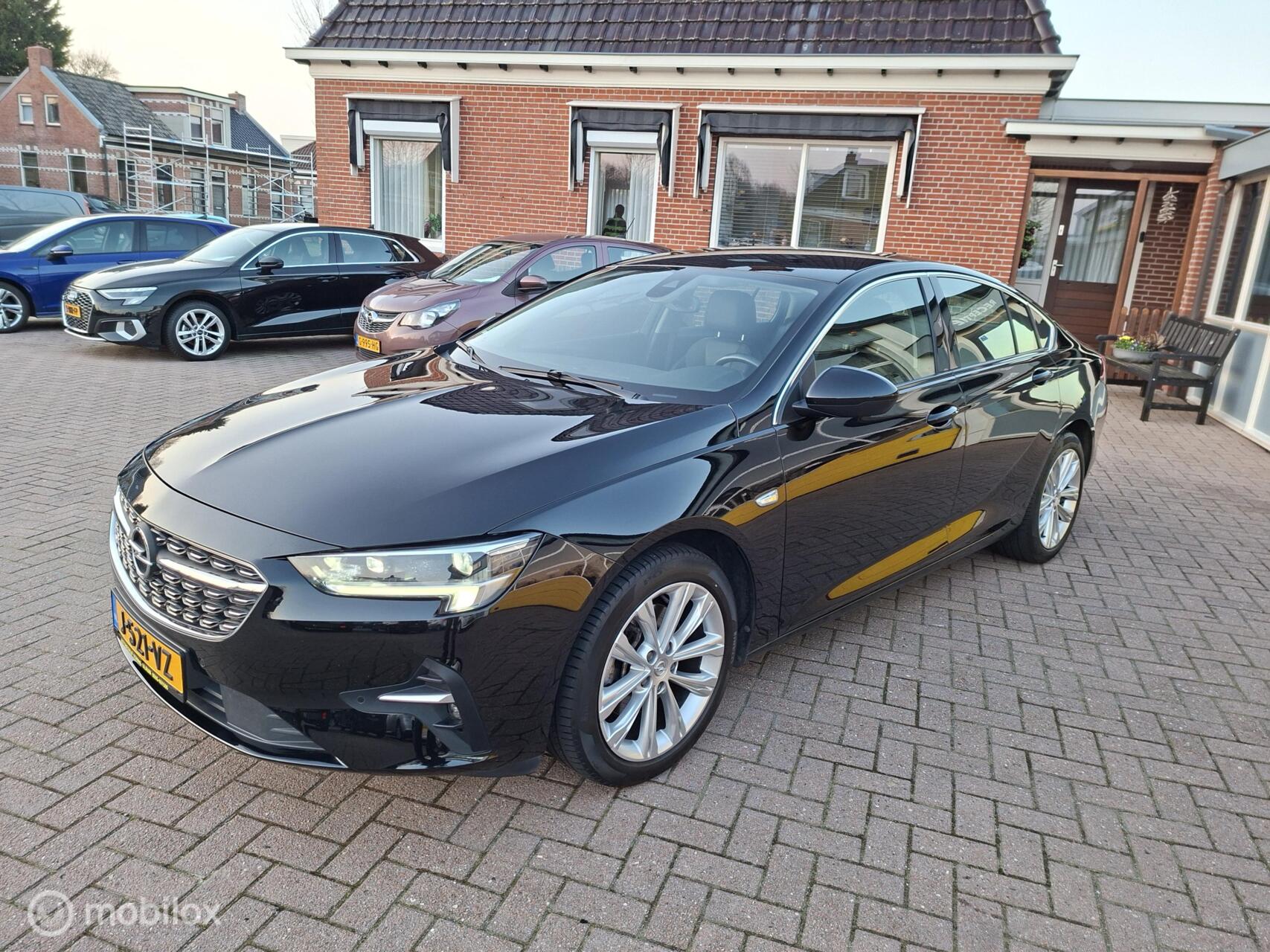 Foto van Opel Insignia Grand Sport