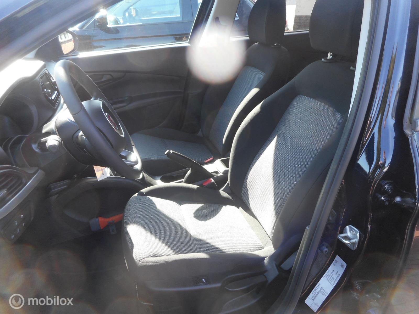 Foto van Fiat Fiat Tipo