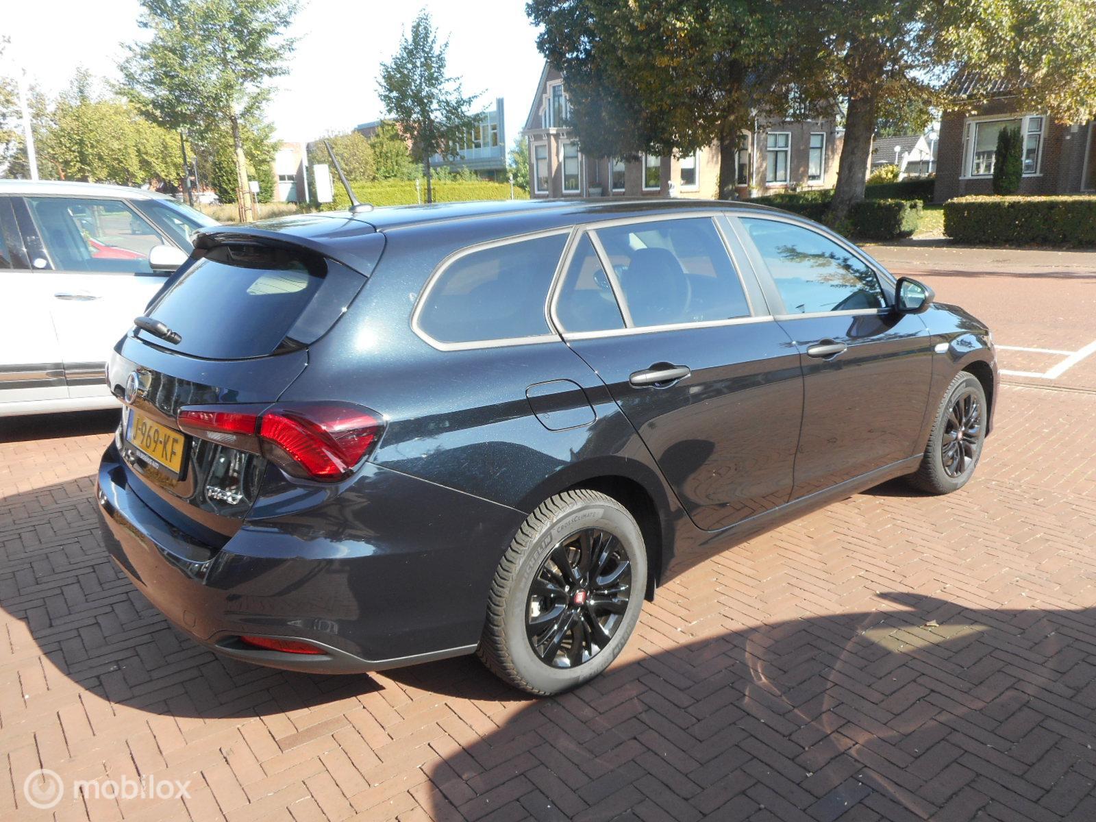 Foto van Fiat Fiat Tipo