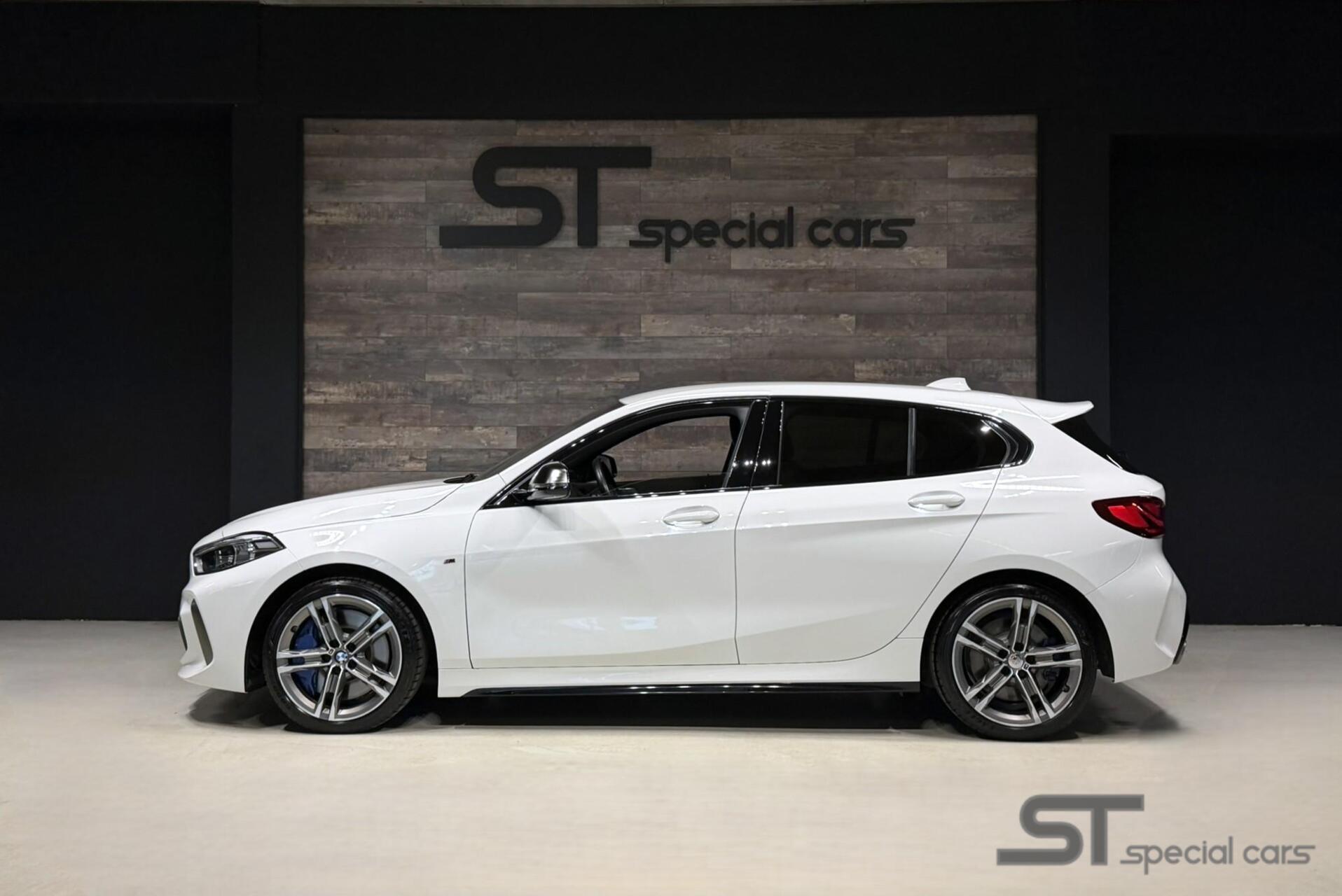 Foto van BMW M135i xDrive