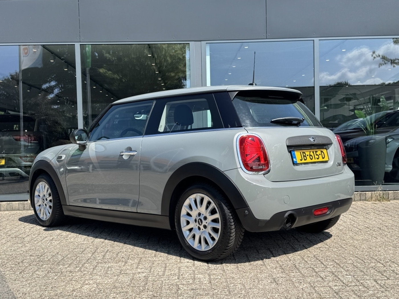 Foto van Mini One