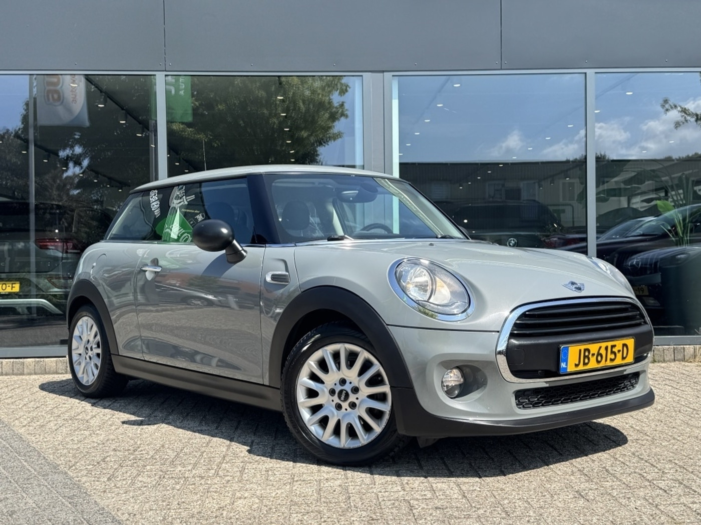 Foto van Mini One