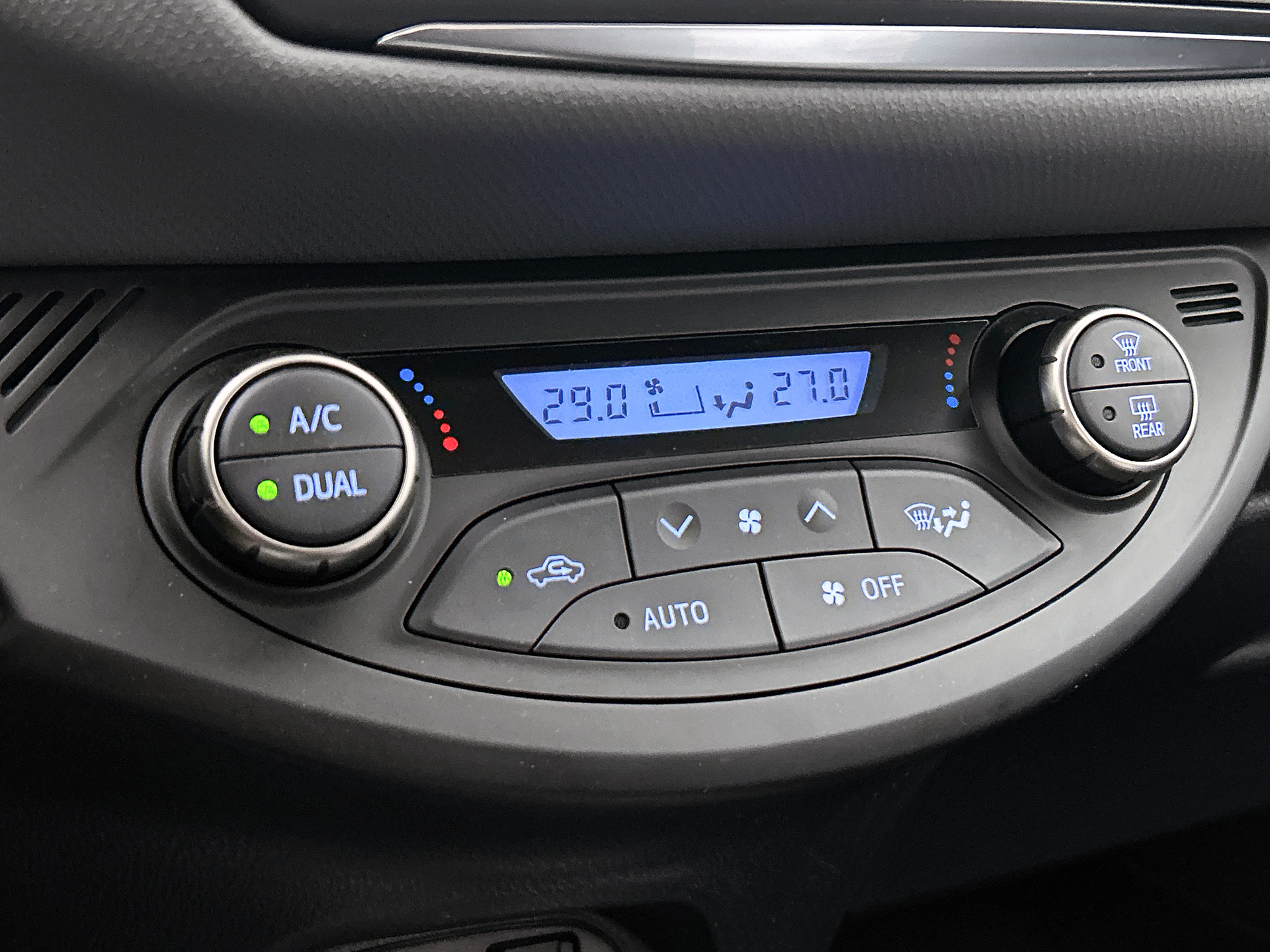 Foto van Toyota Toyota Yaris Hybrid
