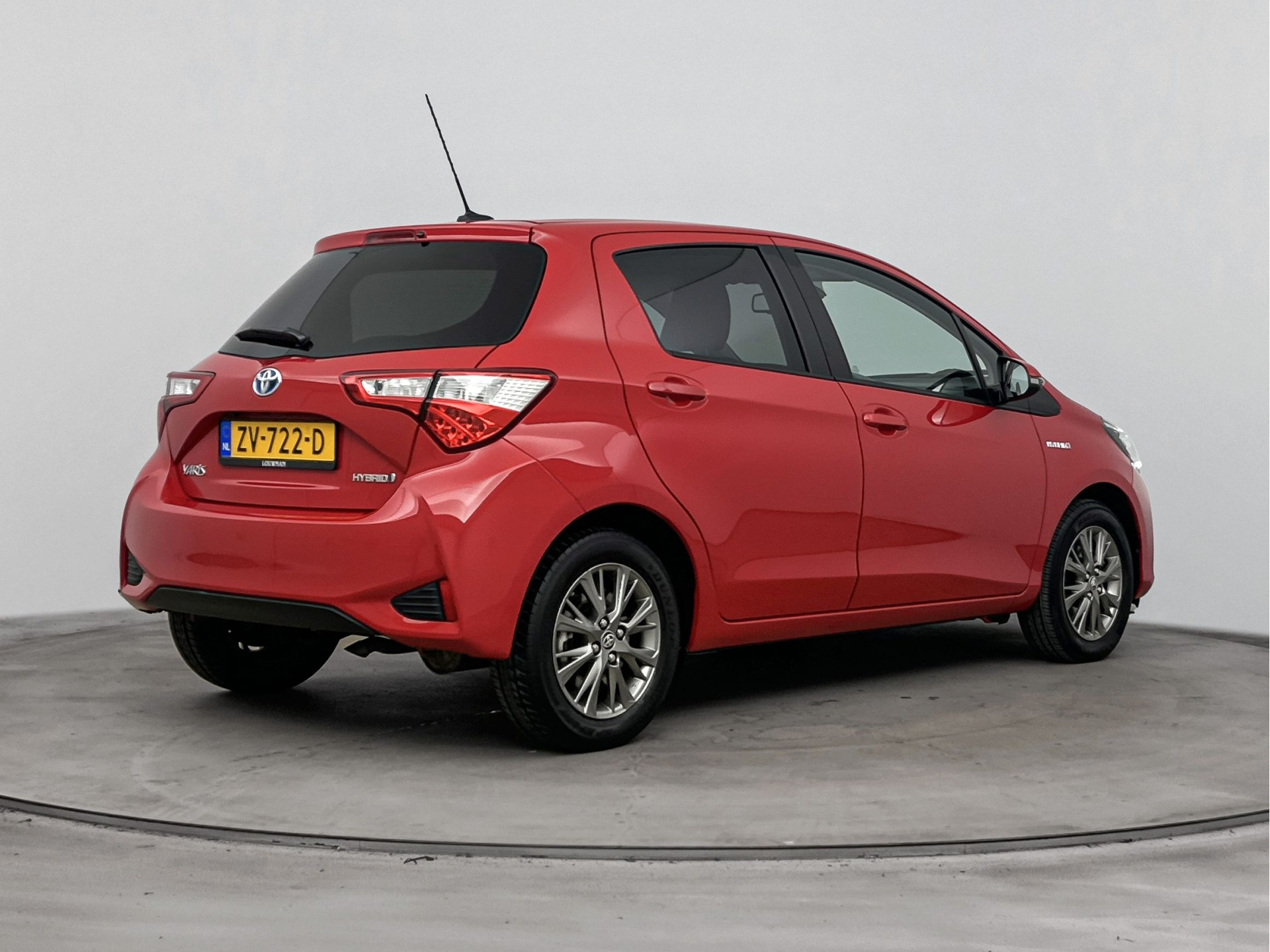 Foto van Toyota Toyota Yaris Hybrid